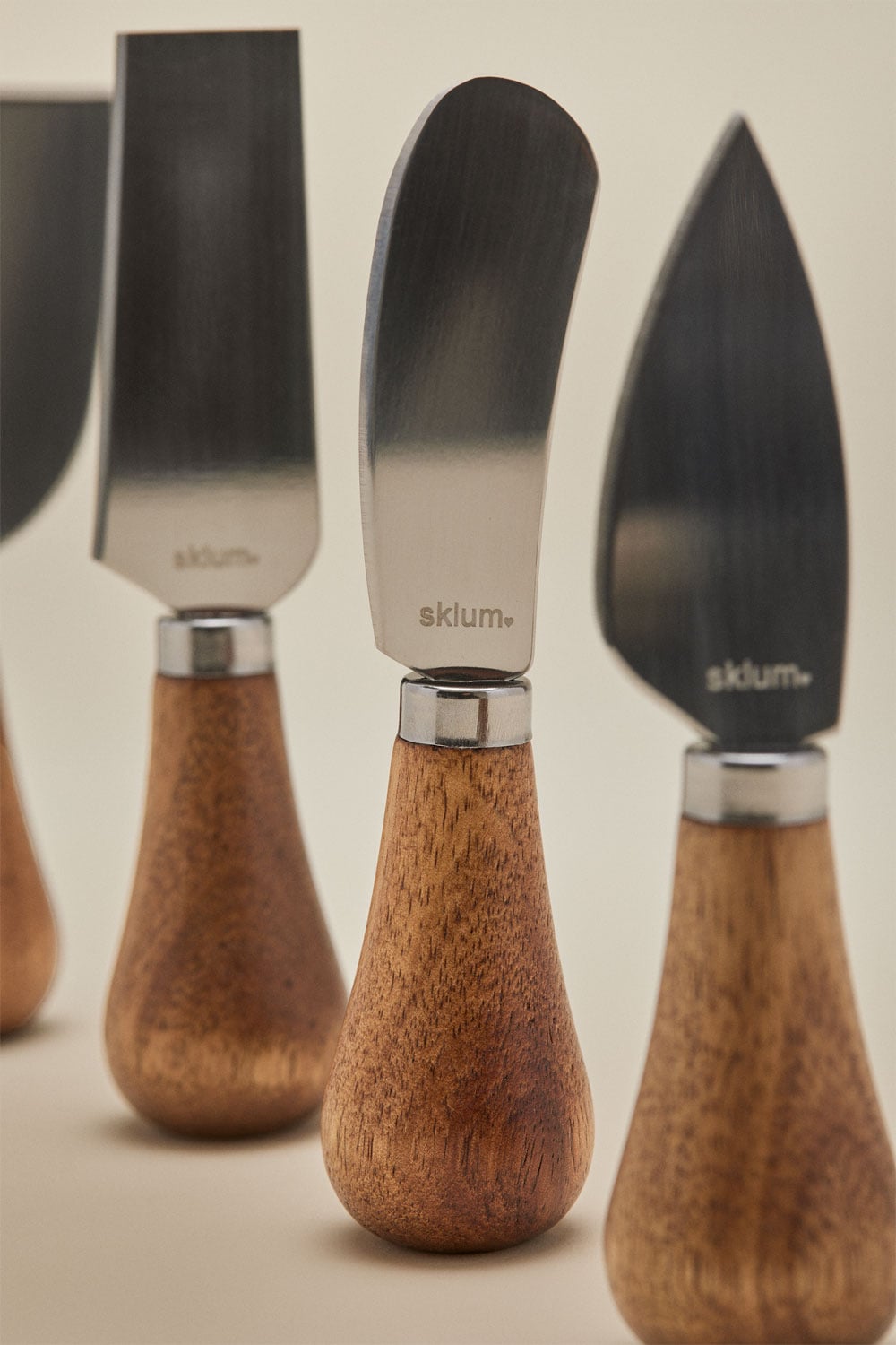 Set de 4 cubiertos para quesos en madera y acero Anderson, imagen de galer&iacute;a 4