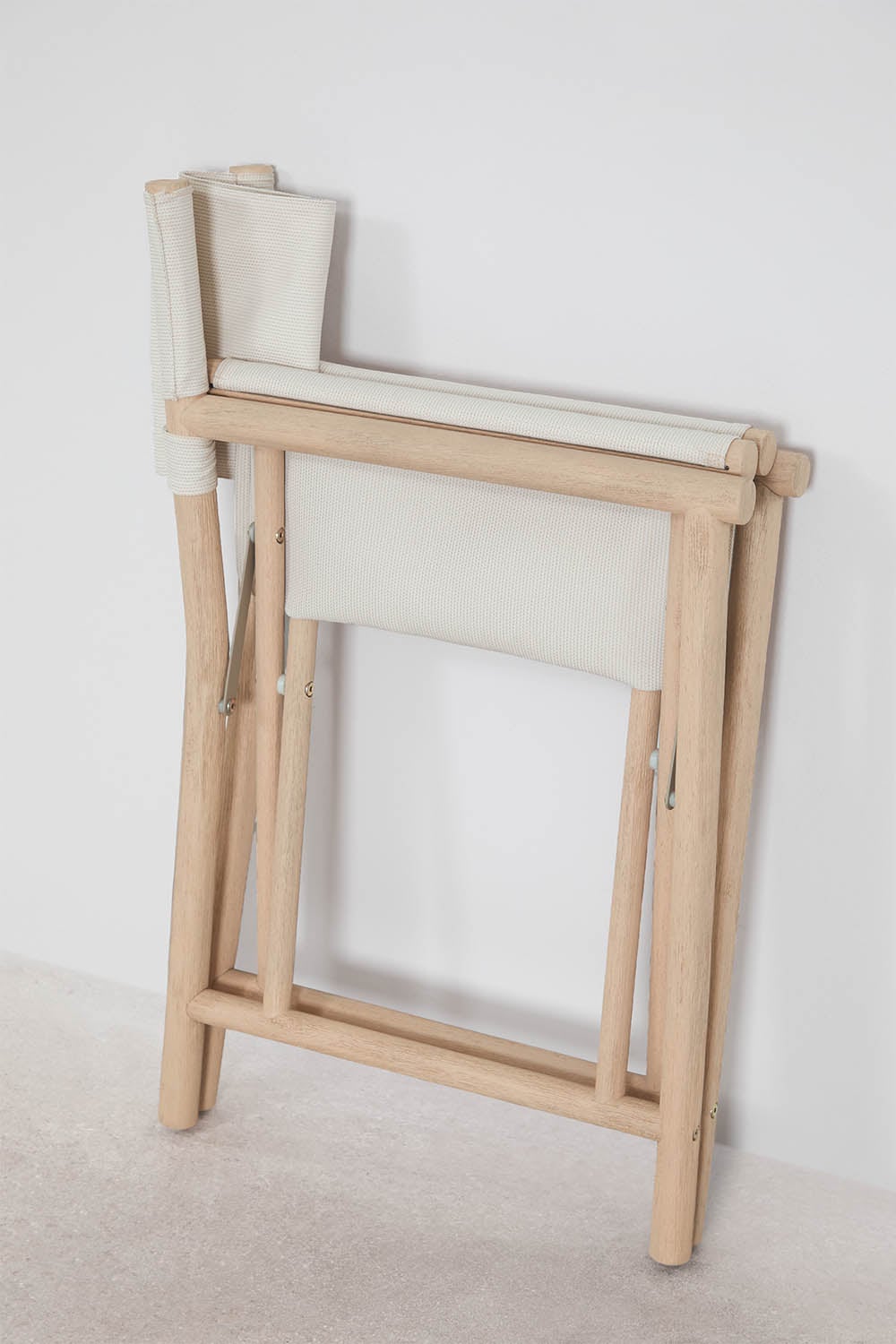 Set de mesa redonda Ø120 cm en cemento Sharpay y 6 sillas de director plegable de jardín en madera de acacia Olivia, imagen de galer&iacute;a 11