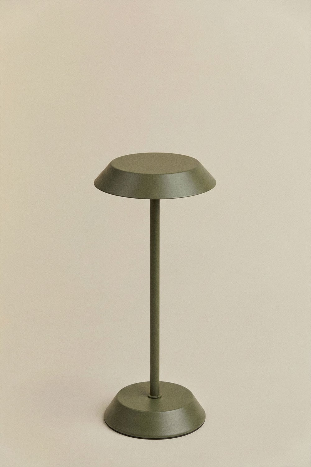 Lámpara de mesa LED inalámbrica para exterior en hierro Oravella, imagen de galer&iacute;a 1