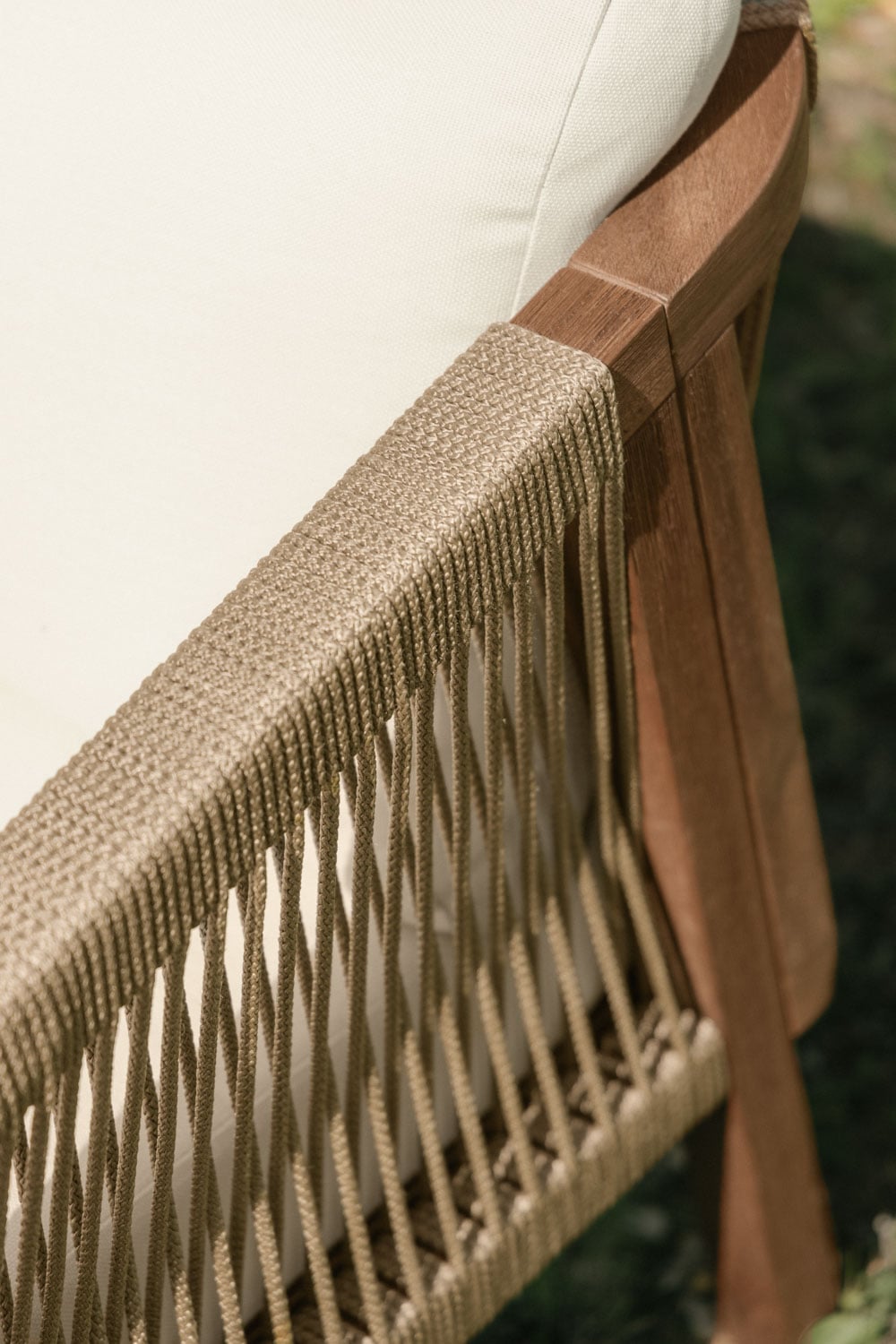 Sillón de jardín en madera de acacia Dubai, imagen de galer&iacute;a 2