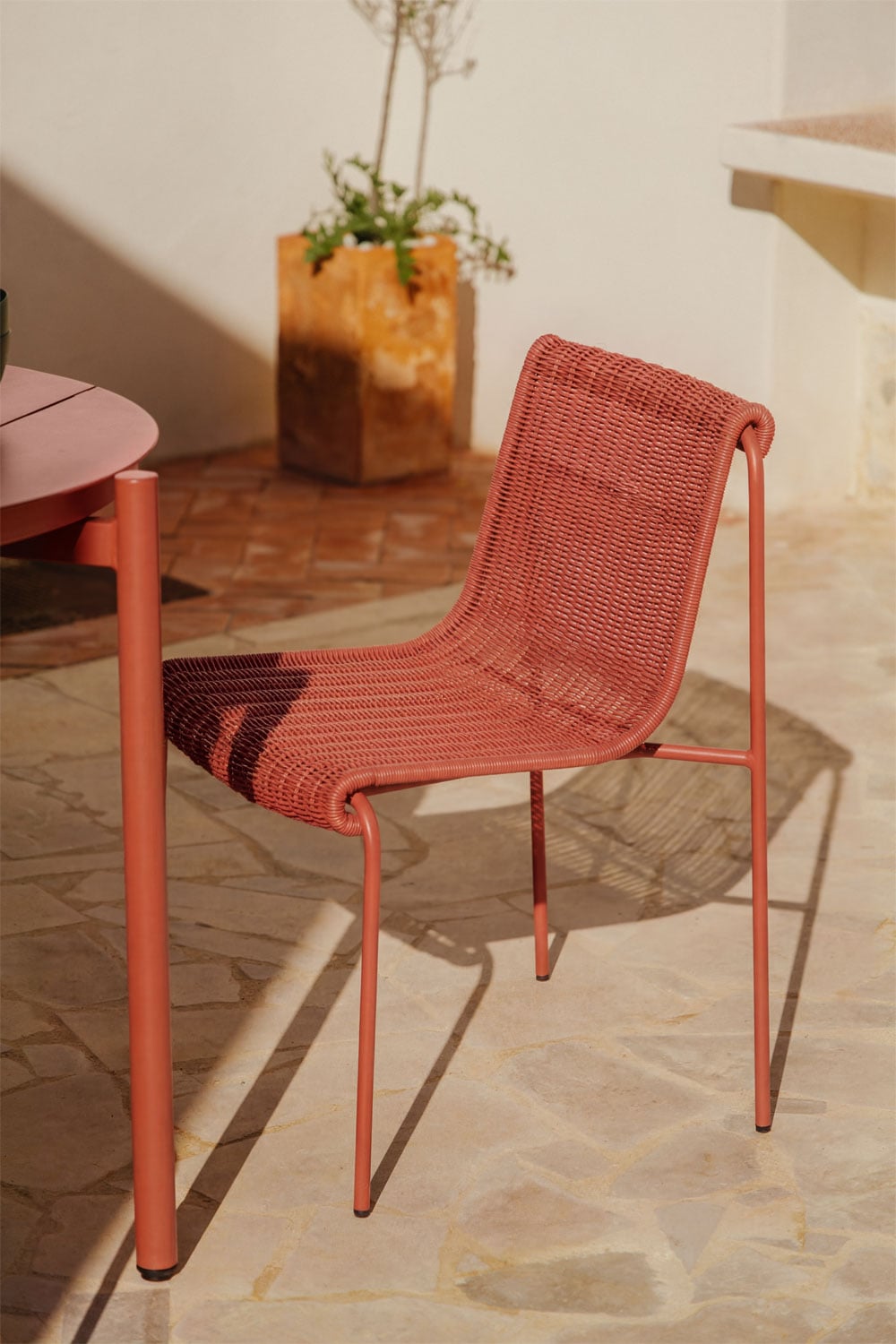 Silla de jardín en mimbre sintético y acero Revia, imagen de galer&iacute;a 1