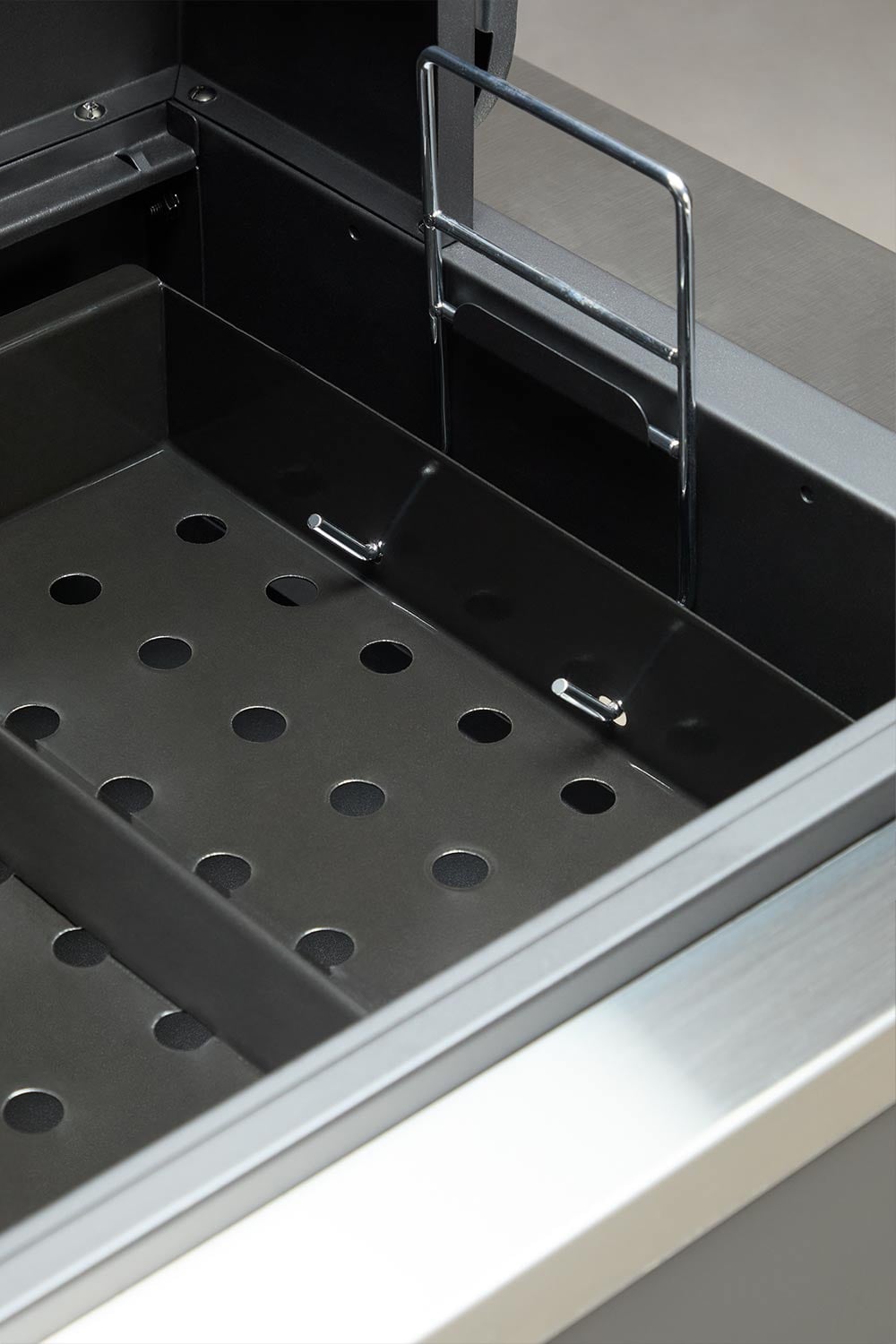 Módulo con barbacoa de carbón para cocina modular de exterior en acero Savona , imagen de galer&iacute;a 8