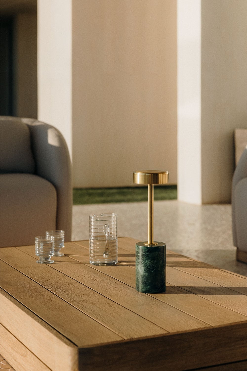 Lámpara de mesa LED inalámbrica para exterior en hierro y piedra natural Arianny, imagen de galer&iacute;a 1