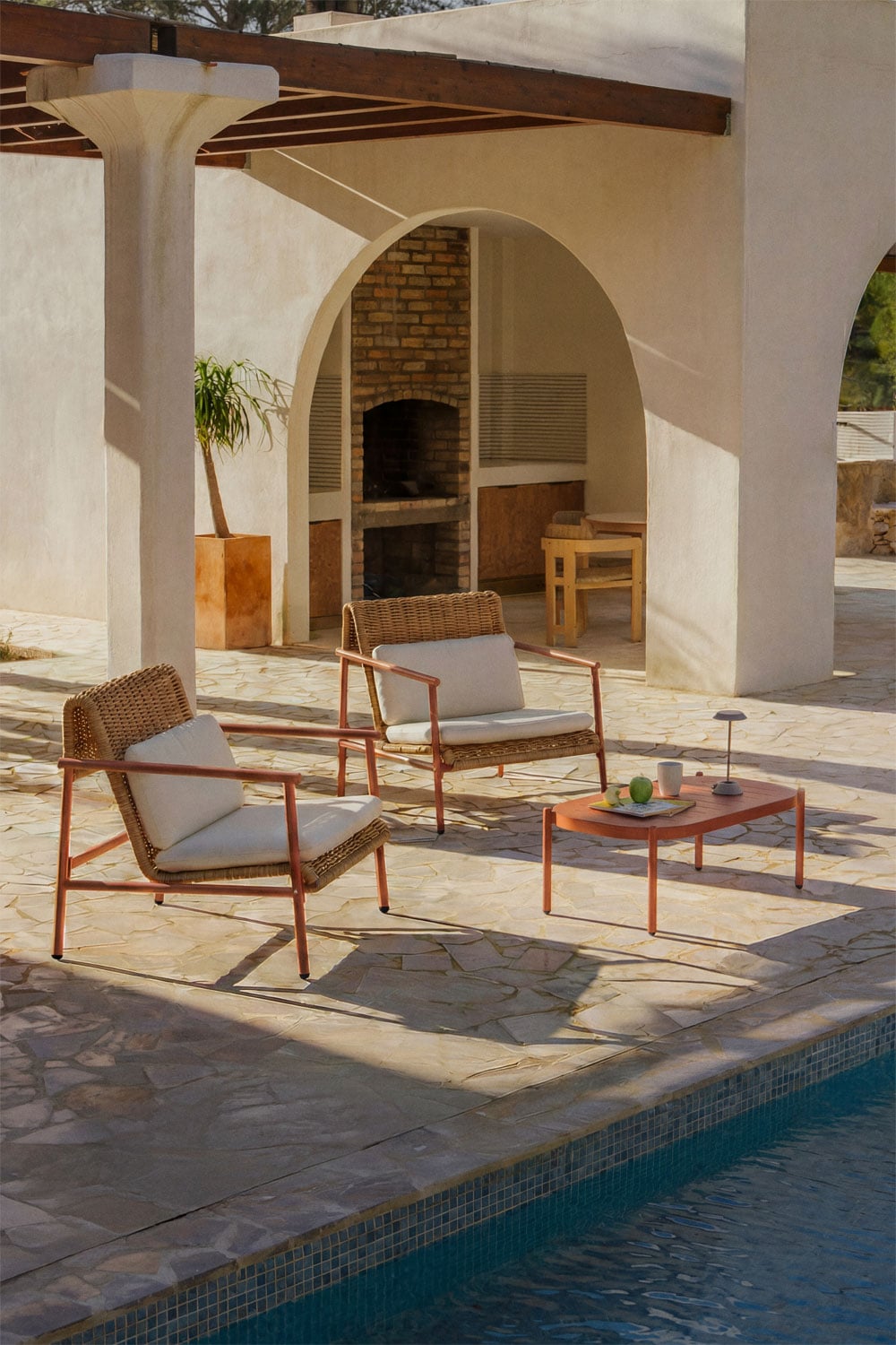 Conjunto de jardín con 2 sillones y mesa de centro en aluminio y ratán sintético Duroli, imagen de galer&iacute;a 1