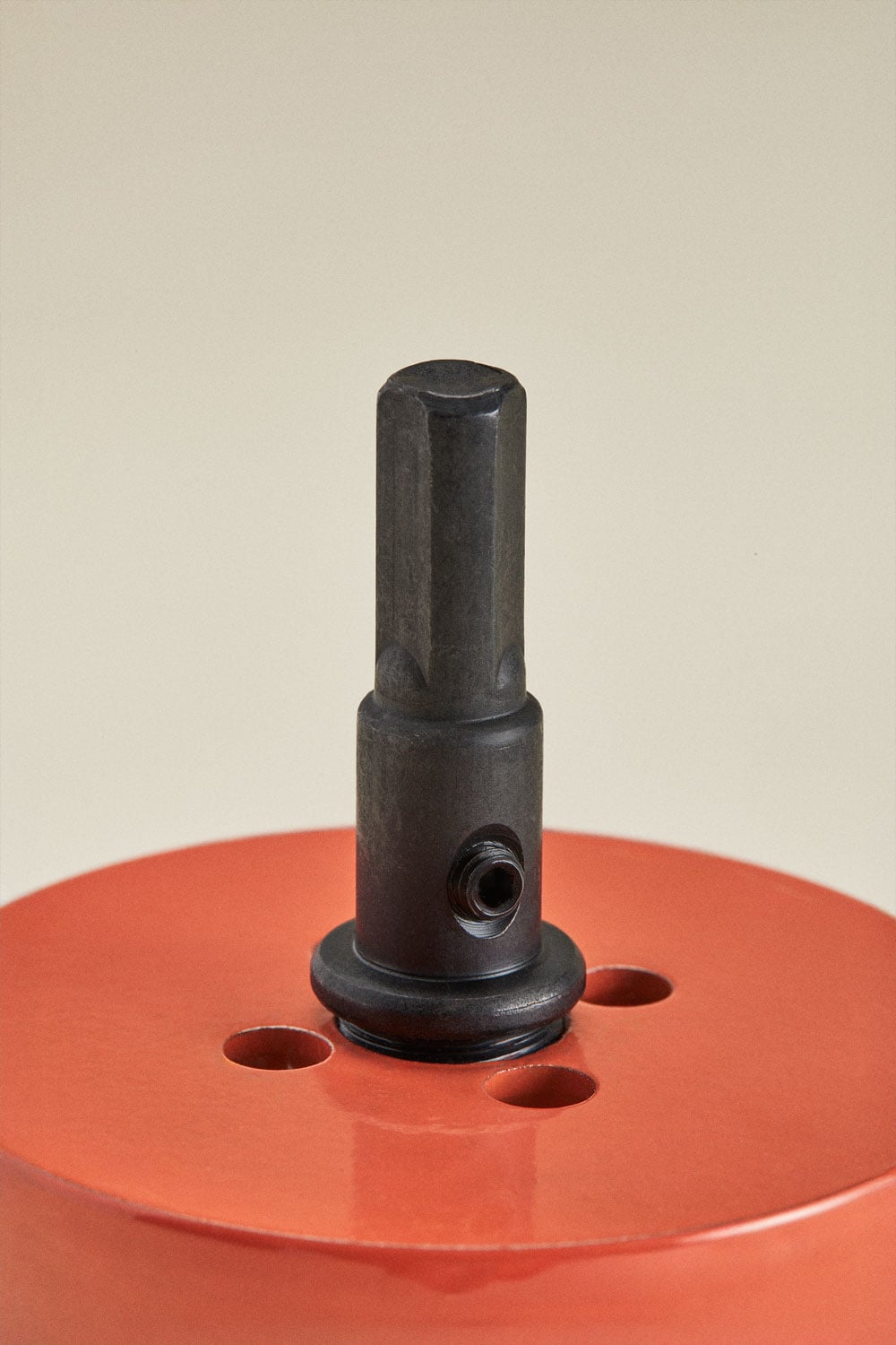 Sierra de corona para downlight empotrable con marco en acero Glendive , imagen de galer&iacute;a 4