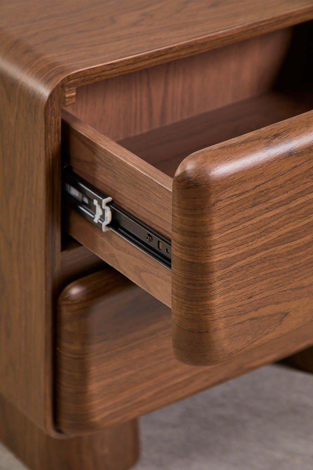 Pack de 2 mesitas de noche rectangulares con dos cajones en MDF Sheila, imagen de galer&iacute;a 4