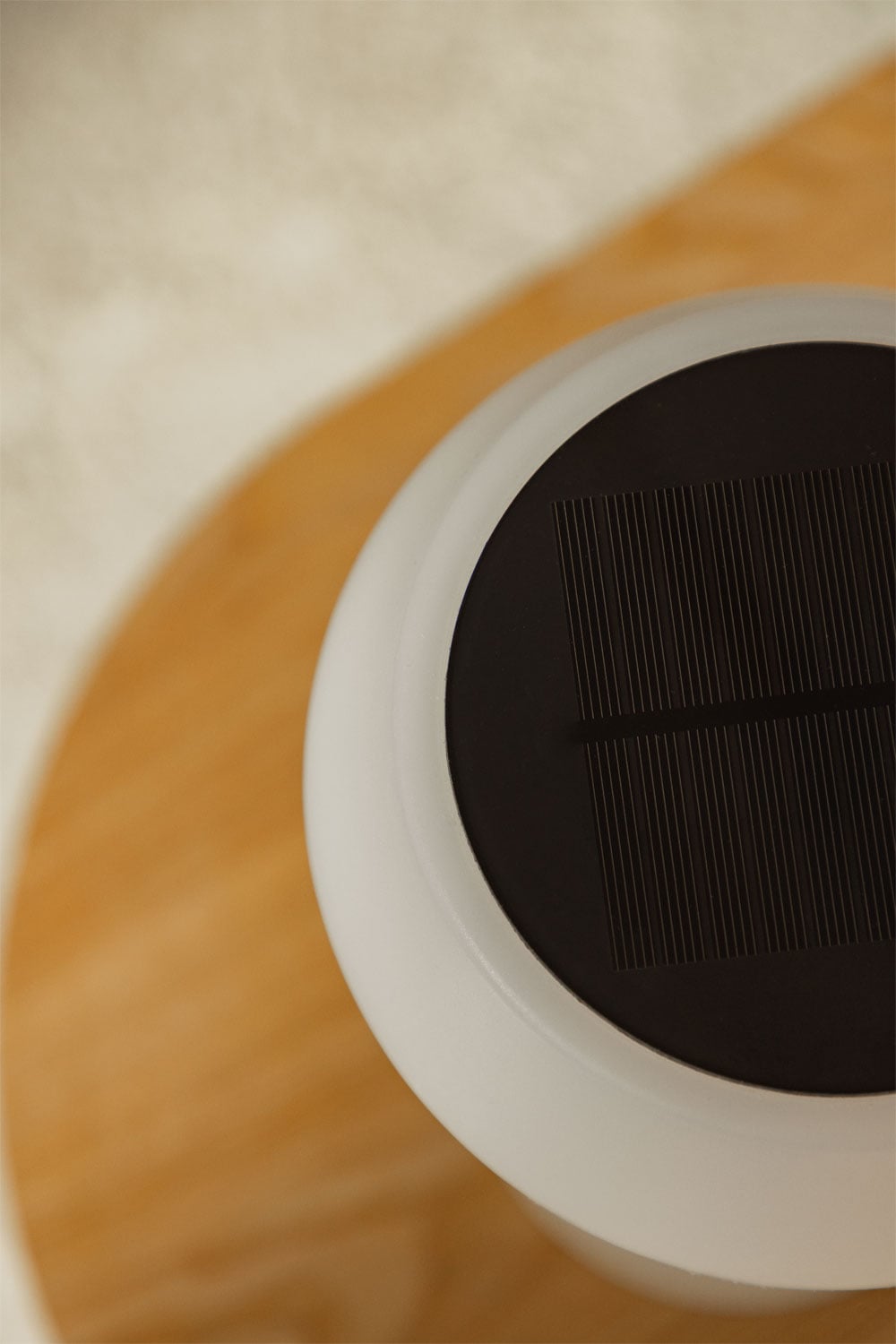 Lámpara de mesa solar LED inalámbrica en polietileno y hierro Ulenia, imagen de galer&iacute;a 2