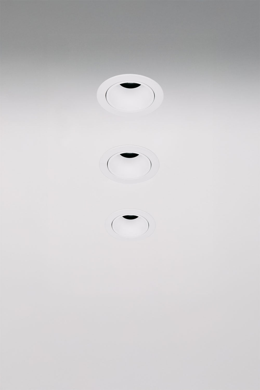 Pack de 3 downlights LED empotrables con marcos redondos Ø5 cm para exterior en aluminio Luisiana, imagen de galeria 1