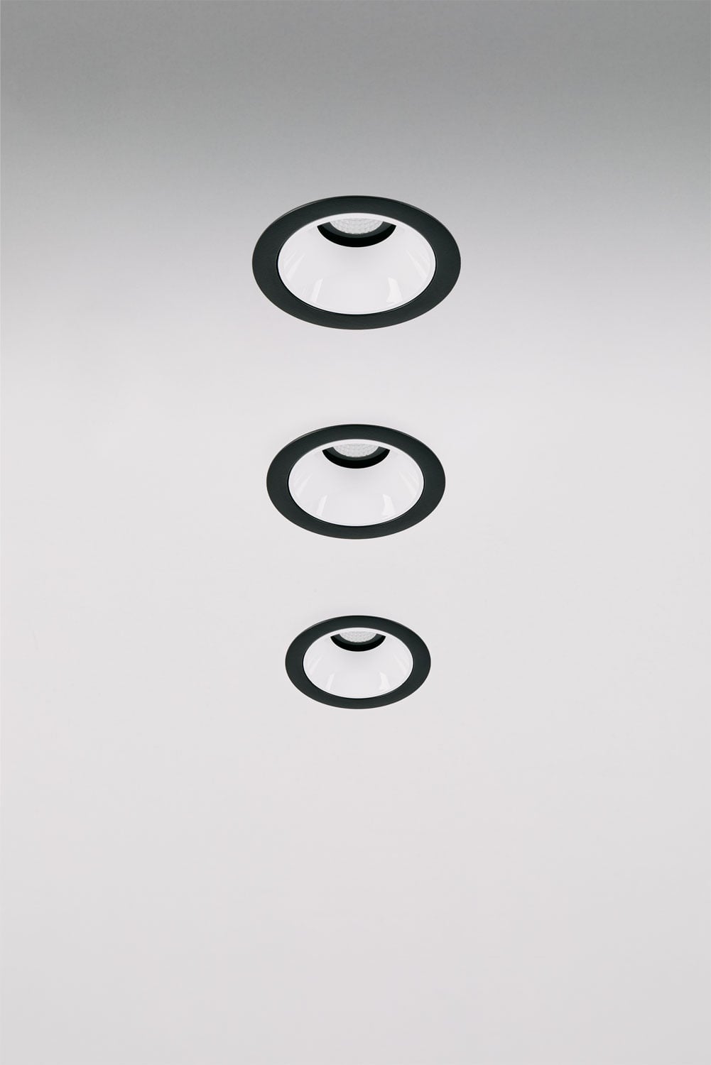 Pack de 3 downlights LED empotrables con marcos redondos Ø7 cm para exterior en aluminio Luisiana, imagen de galeria 1