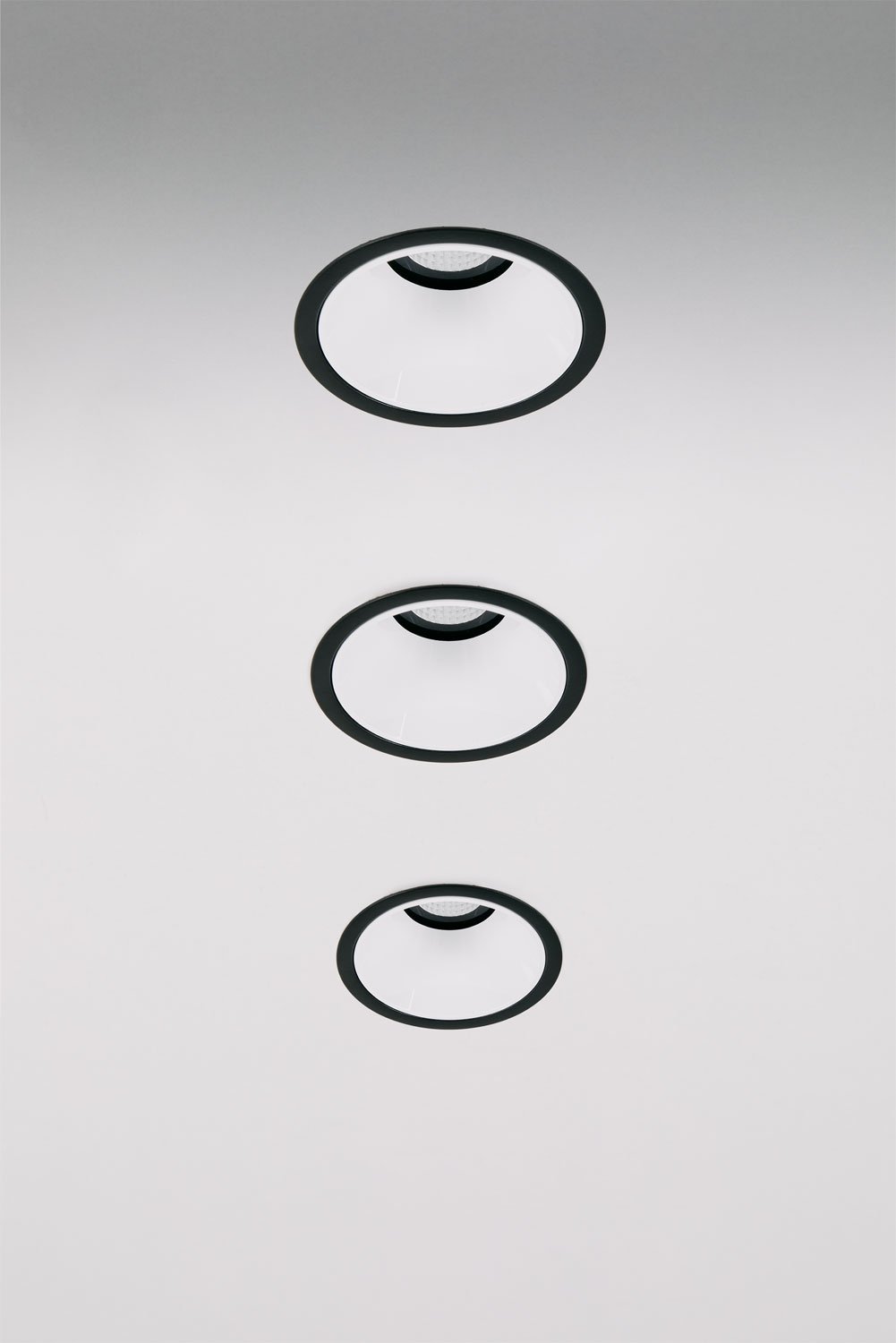Pack de 3 downlights LED empotrables con marcos redondos Ø8 cm para exterior en aluminio Luisiana, imagen de galeria 1
