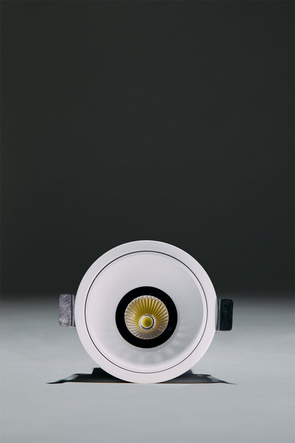 Pack de 3 downlights LED empotrables con marcos redondos Ø8 cm en aluminio Luisiana, imagen de galeria 5