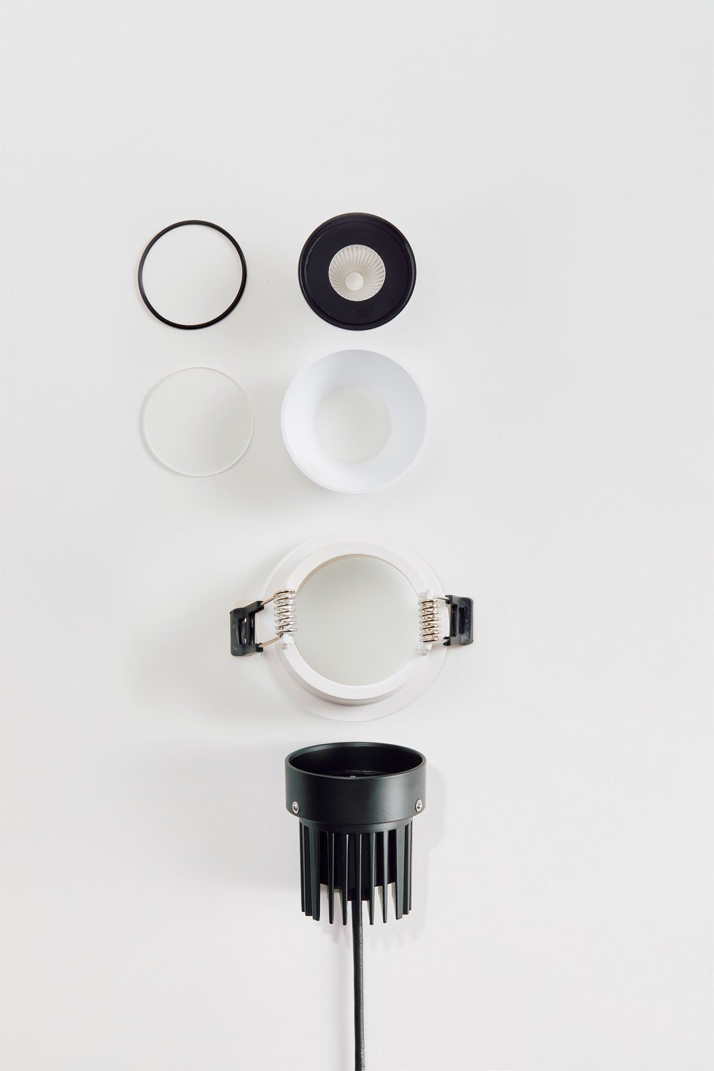 Pack de 4 downlights LED empotrables con marcos redondos Ø8 cm para exterior en aluminio Luisiana, imagen de galeria 6
