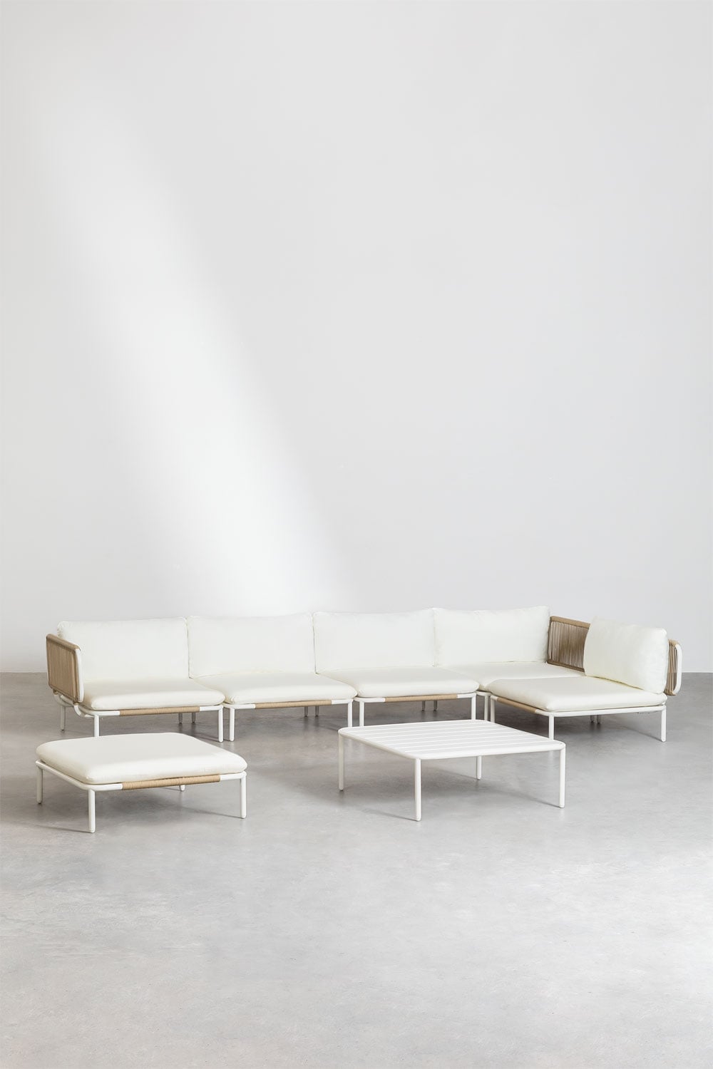 Conjunto de jardín con sofá modular rinconera de 5 piezas, mesa de centro y puff en acero Roubly , imagen de galer&iacute;a 1