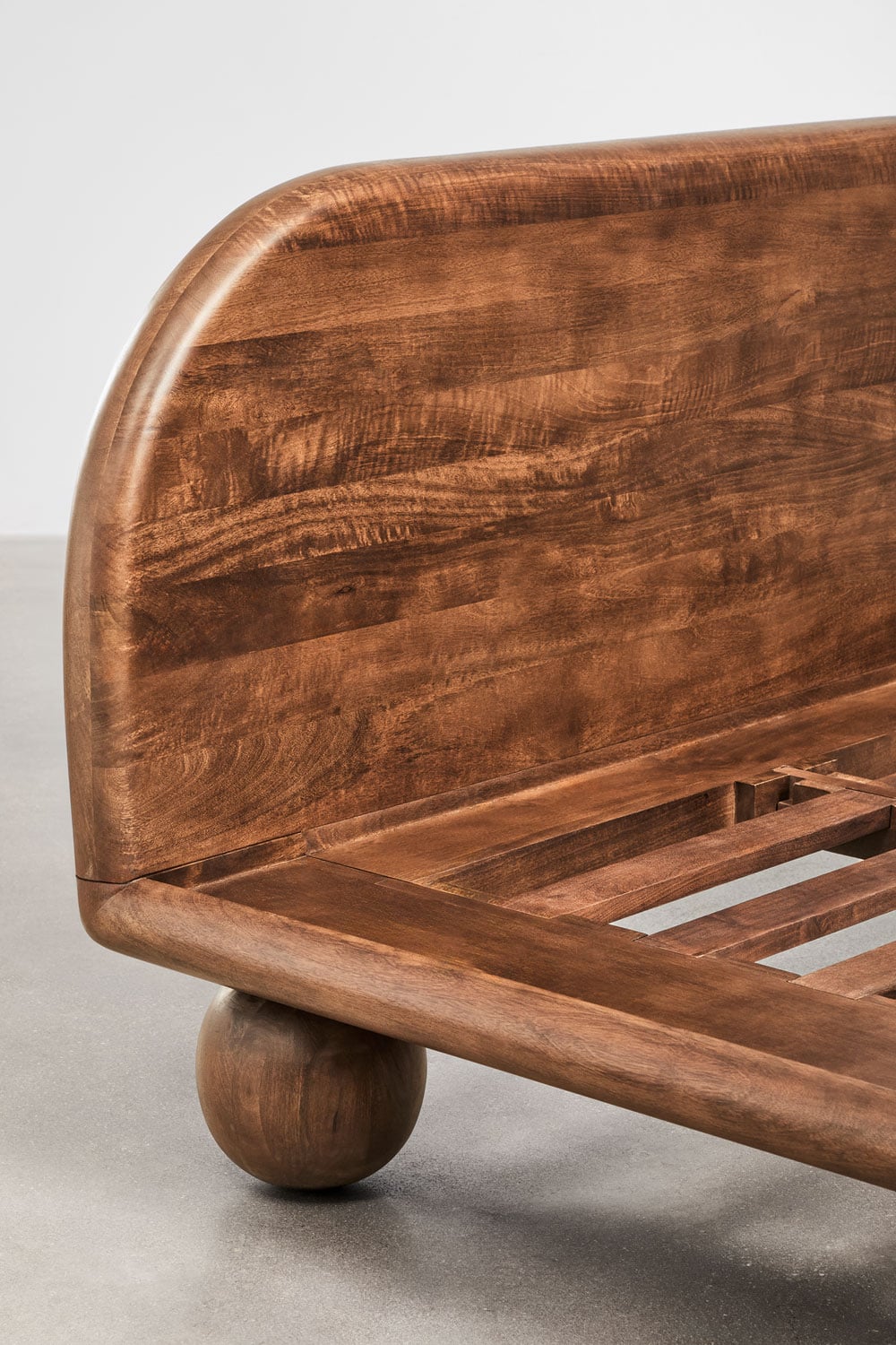 Cama en madera de mango Bicheno, imagen de galer&iacute;a 3