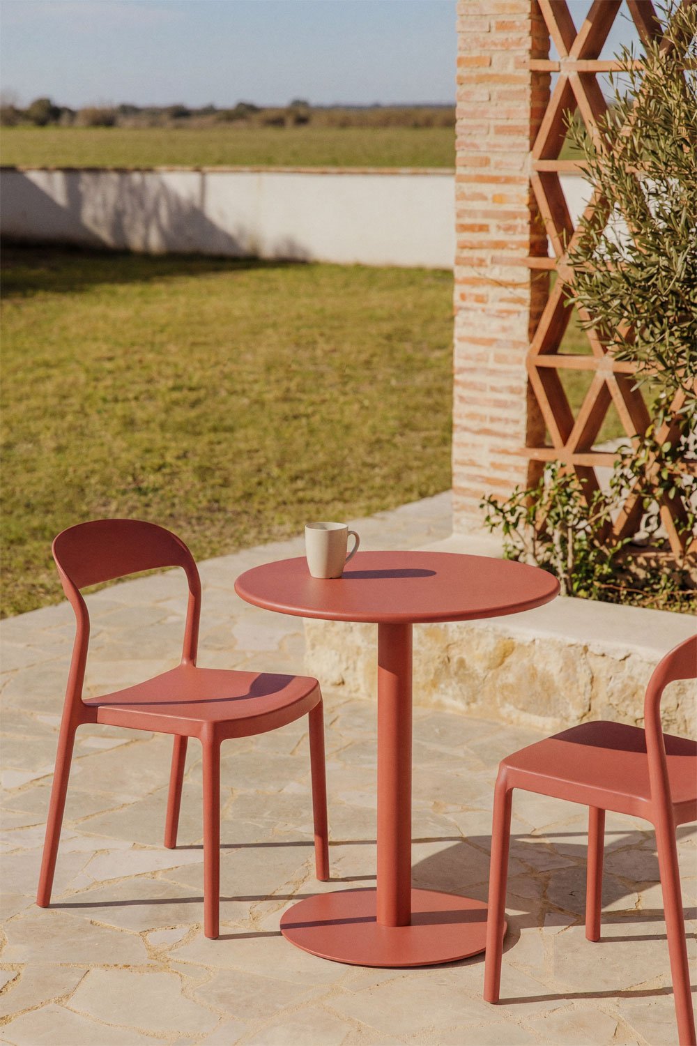 Mesa de jardín redonda Ø70 cm en hierro Mizzi, imagen de galer&iacute;a 1