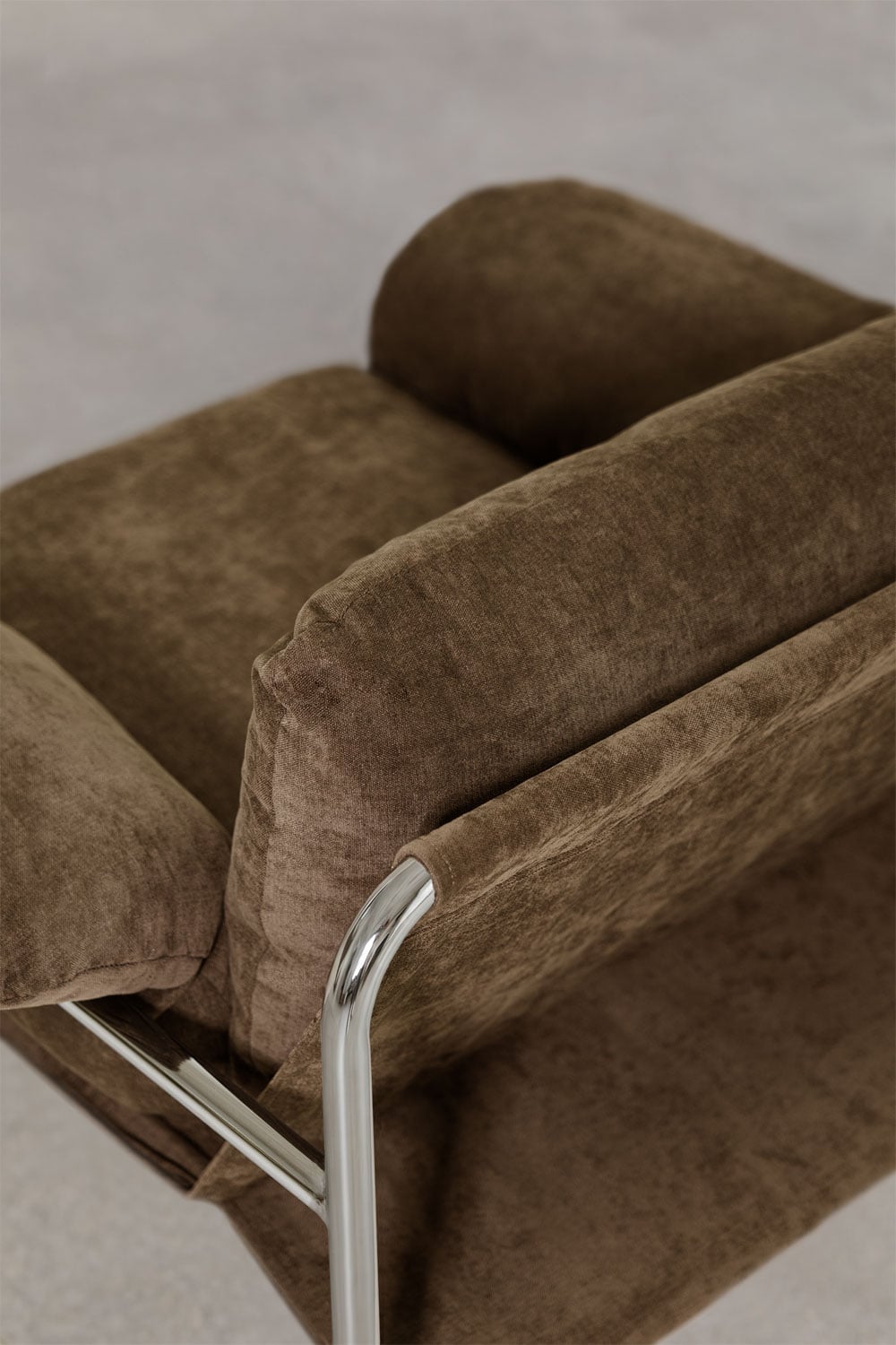 Sillón en chenilla y hierro Evani, imagen de galer&iacute;a 7