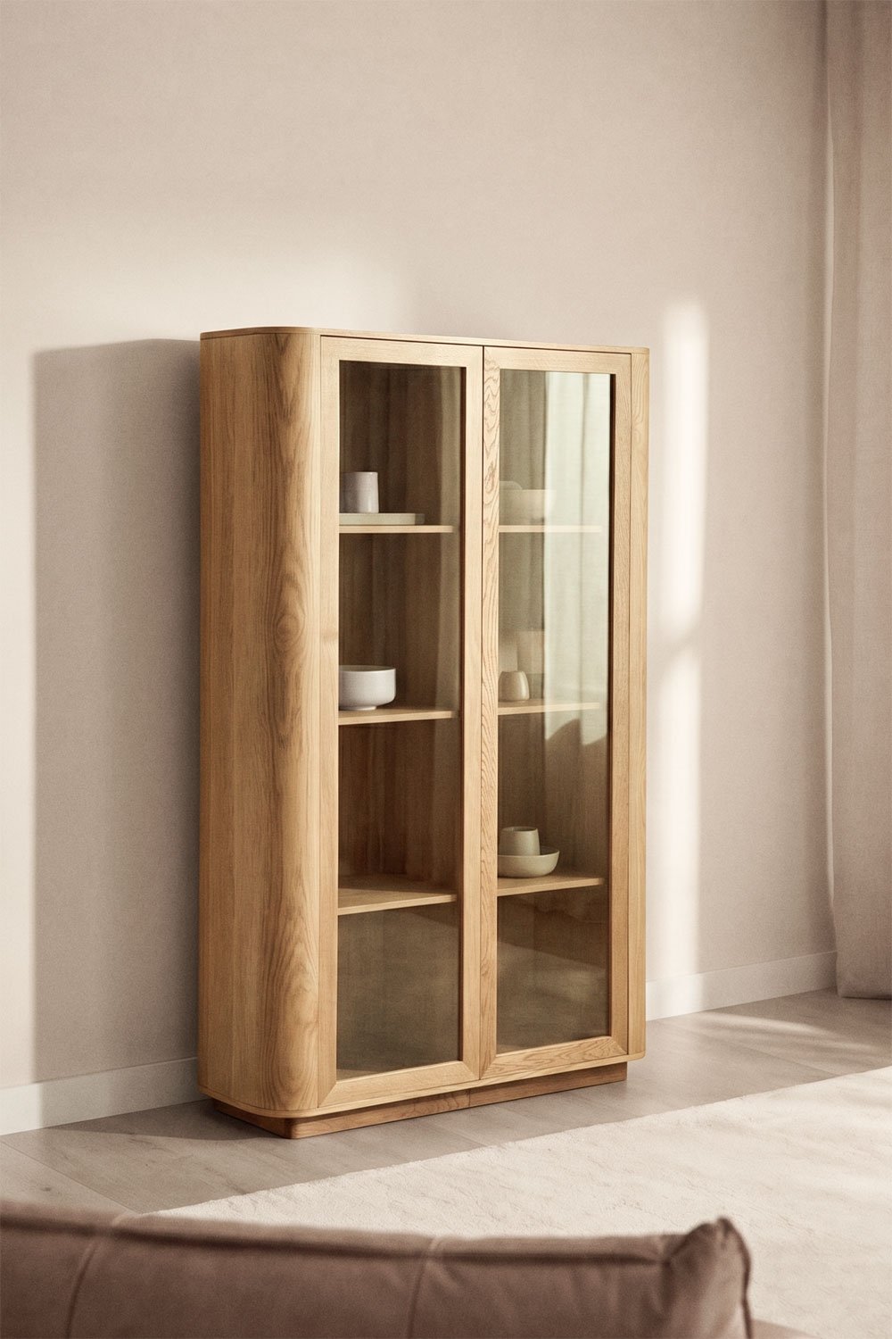 Vitrina en MDF y cristal templado Walia, imagen de galer&iacute;a 1