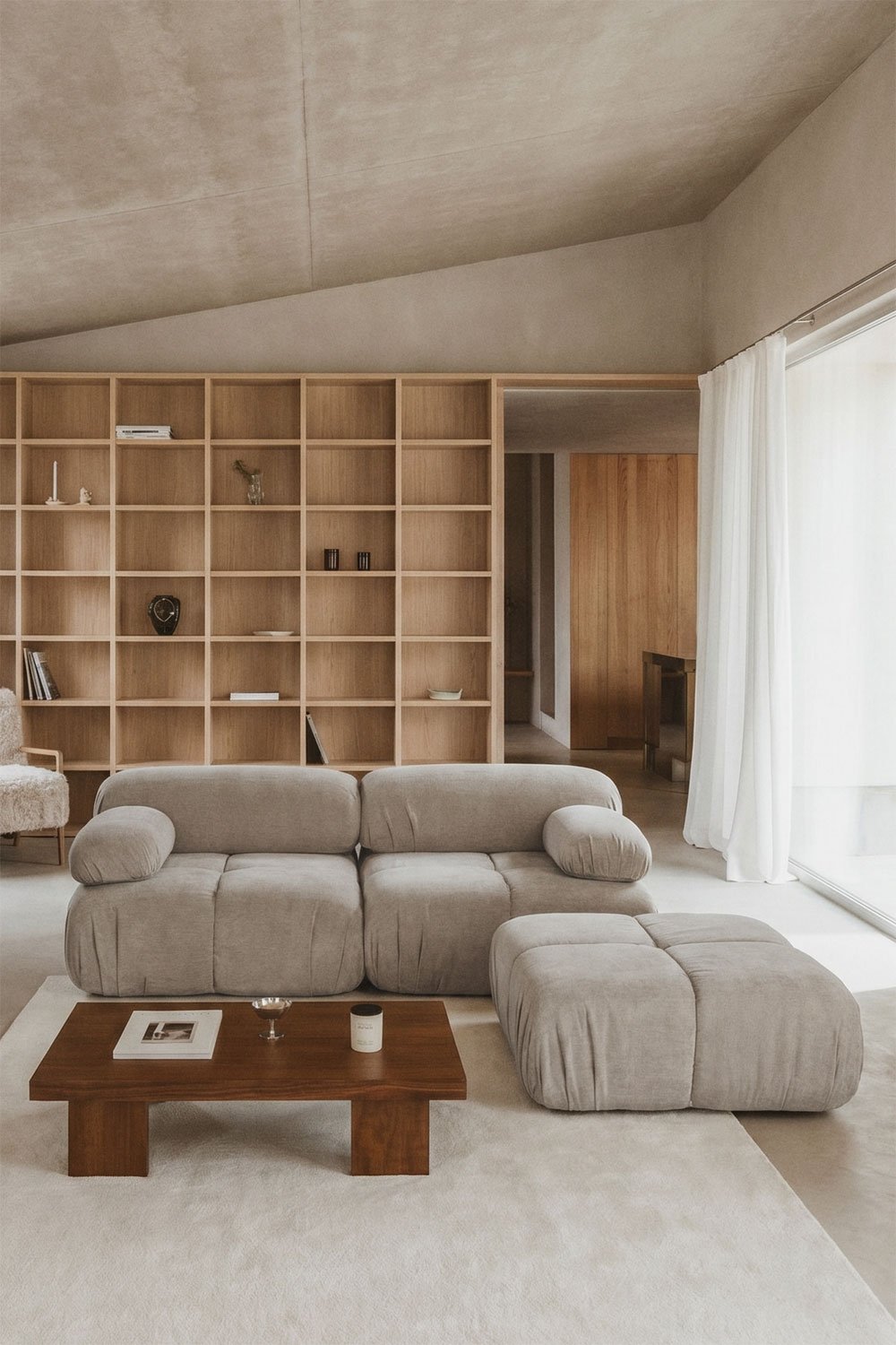 Sofá modular de 2 piezas y puff en bouclé envasado al vacío Kendall , imagen de galer&iacute;a 1