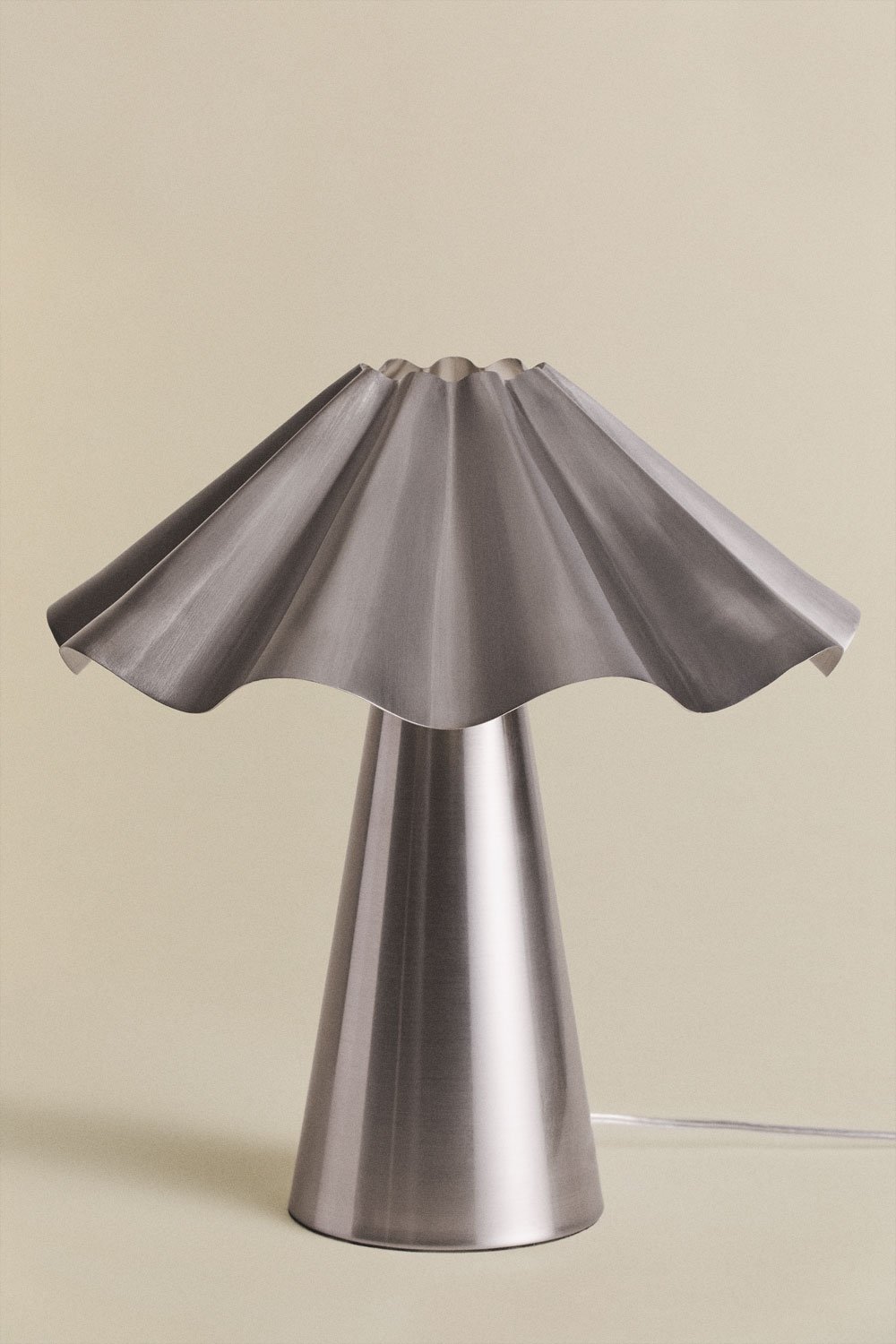Lámpara de mesa ↑40 cm en hierro Veyora, imagen de galer&iacute;a 3