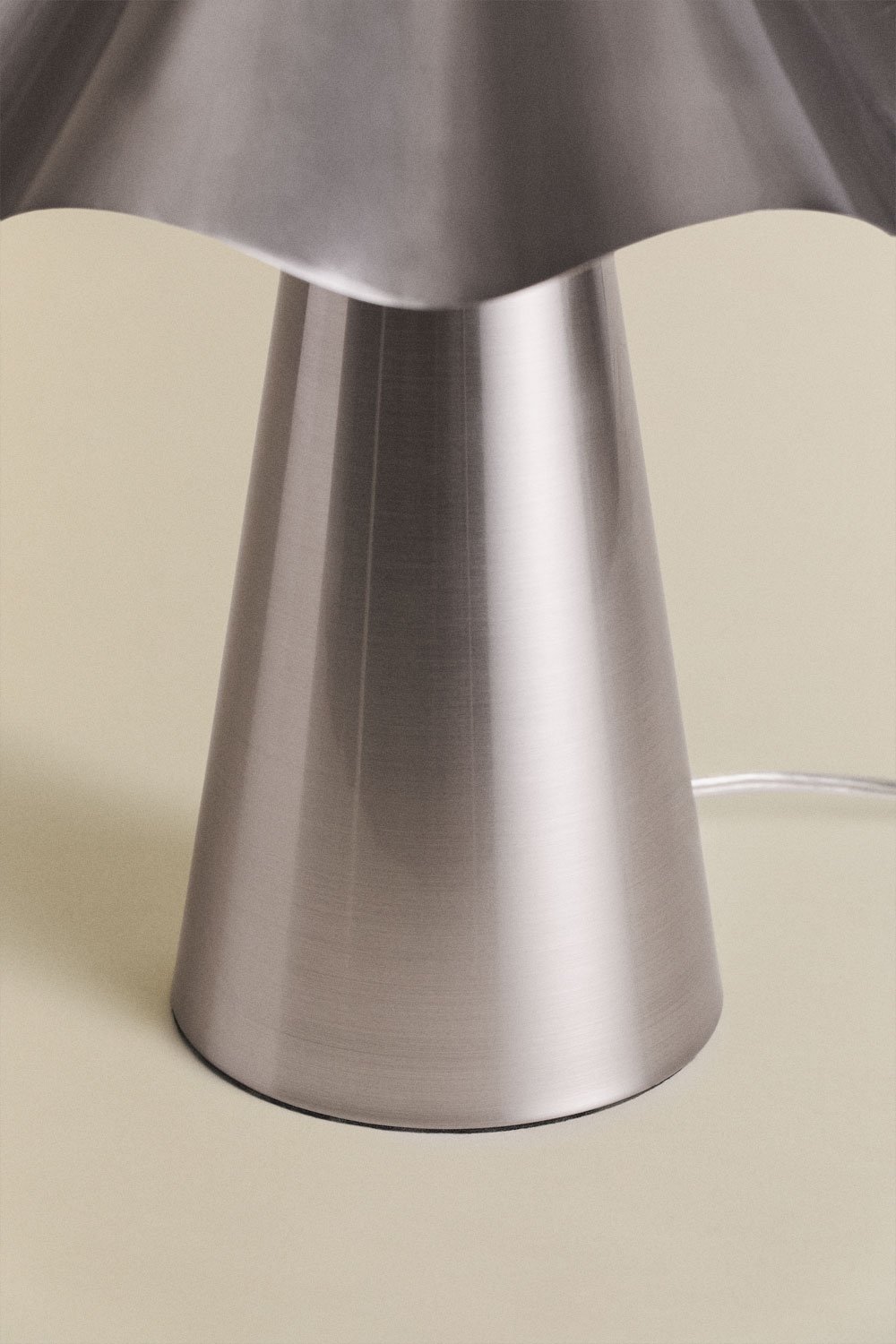Lámpara de mesa ↑40 cm en hierro Veyora, imagen de galer&iacute;a 6