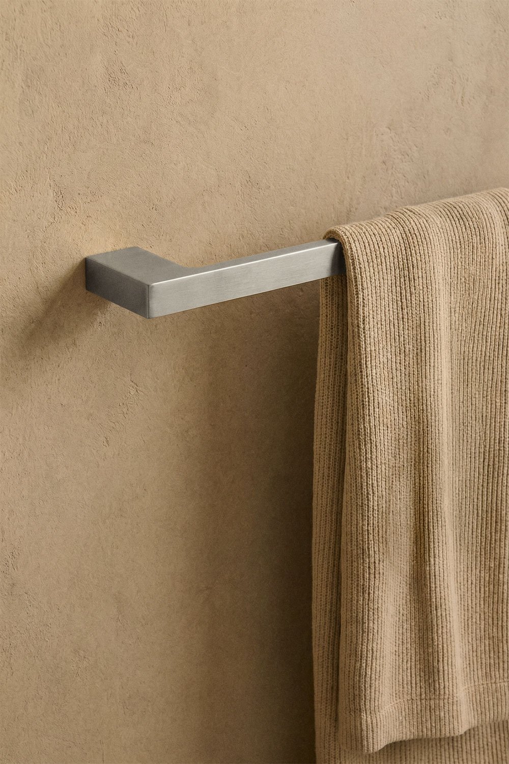 Toallero de pared con barra 60 cm para baño en acero inoxidable gris cepillado Olvam, imagen de galer&iacute;a 2
