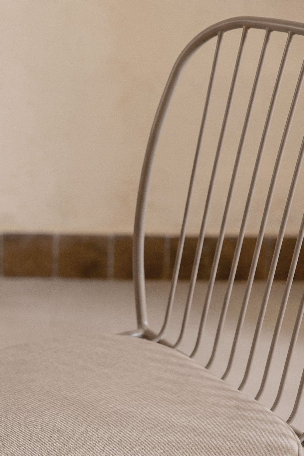 Silla de comedor en acero Anerina, imagen de galer&iacute;a 2