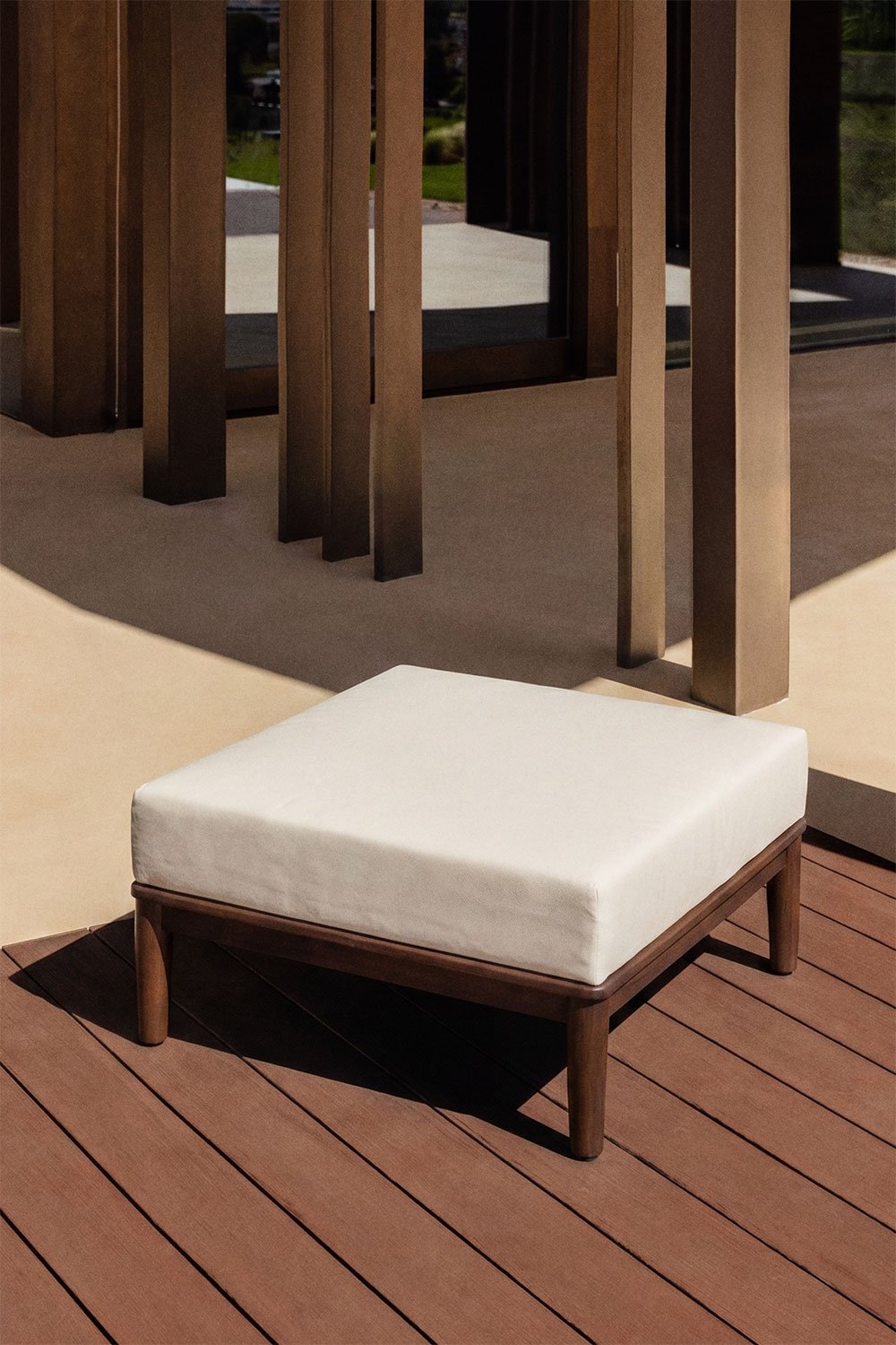Puff de jardín en acacia Giulia, imagen de galer&iacute;a 1