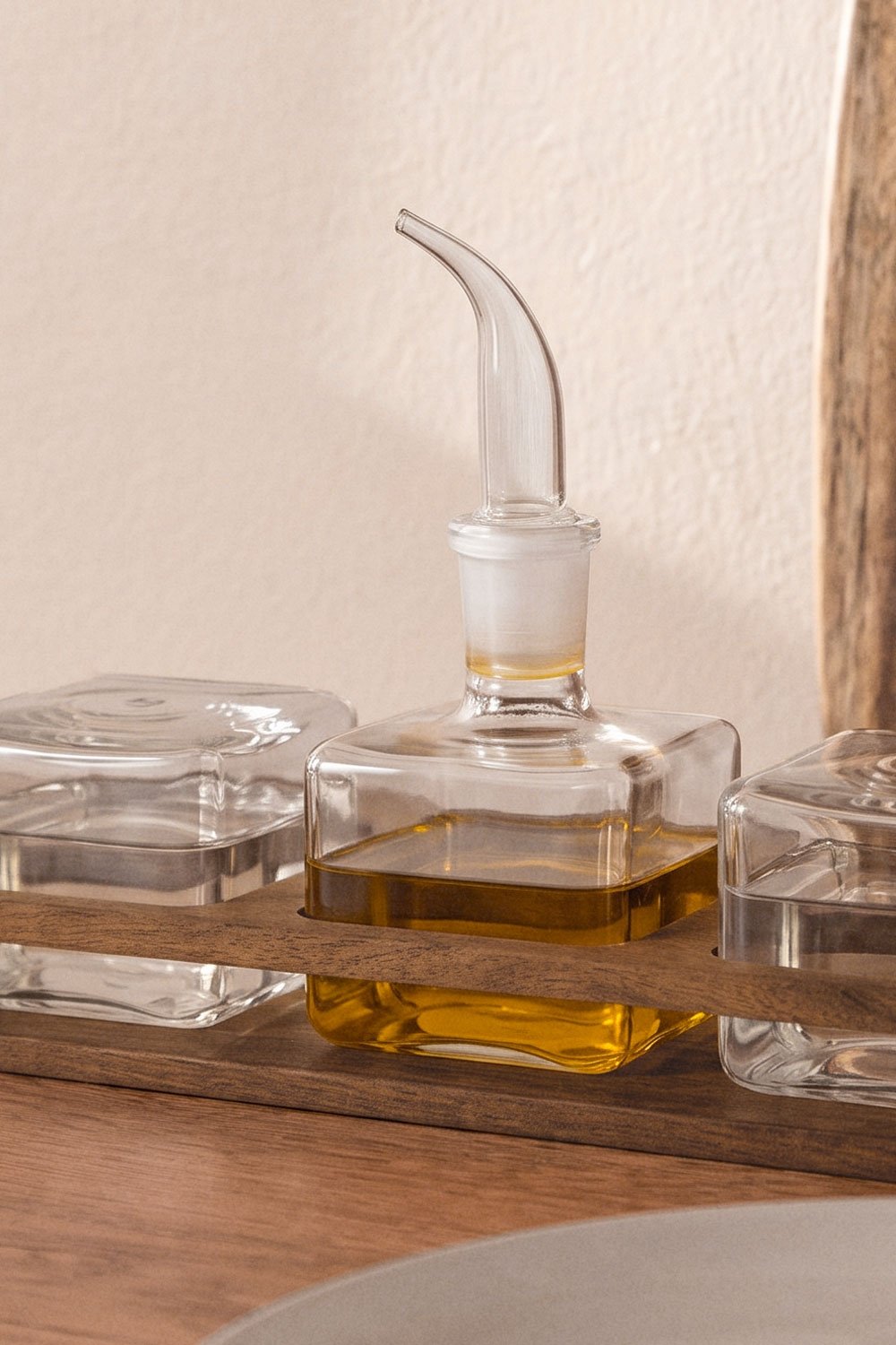 Set de aceitera y vinagrera en vidrio y madera de acacia Cetril, imagen de galer&iacute;a 2