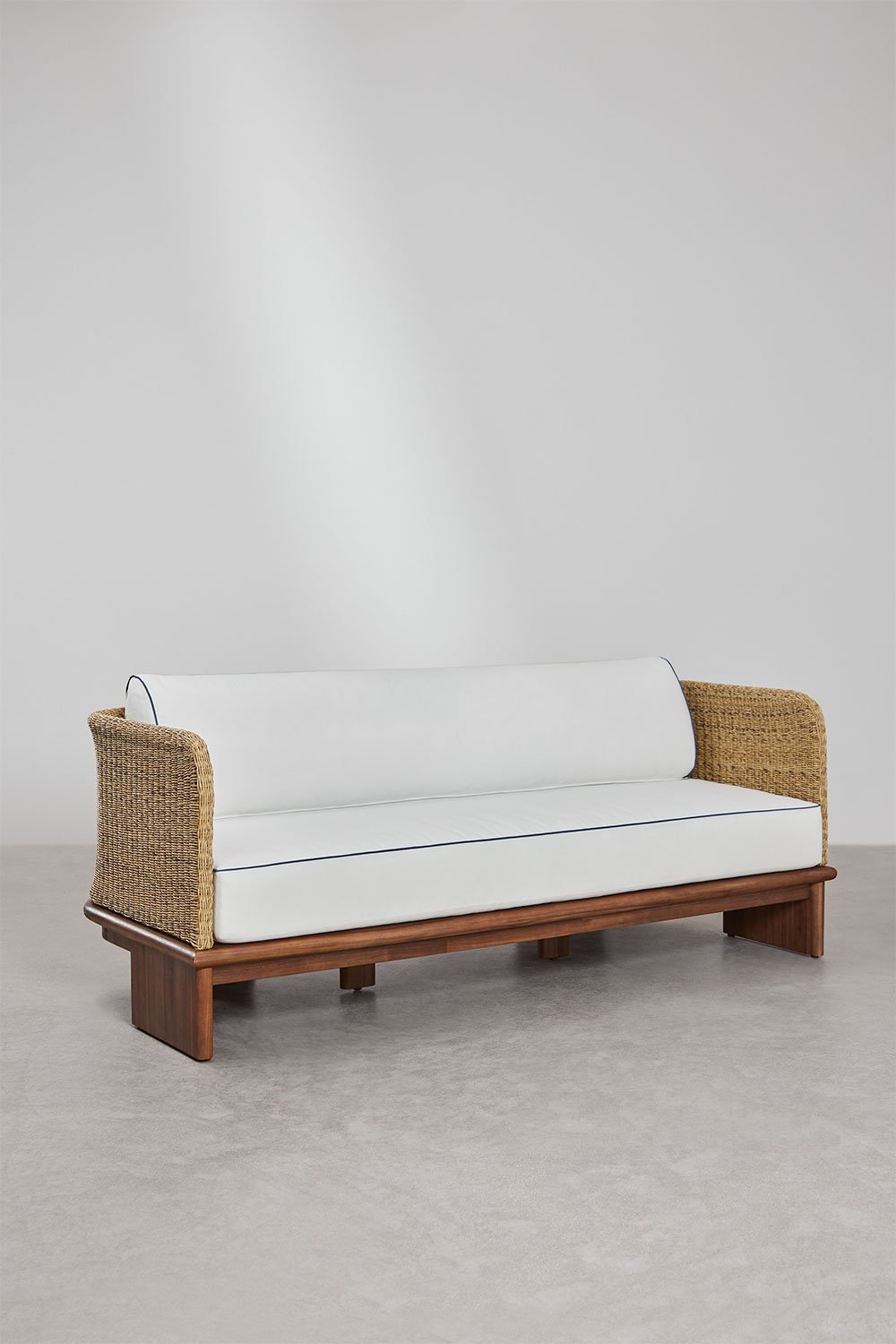 Conjunto de salón con sofá de 3 plazas, 2 sillones y 2 mesas de centro 70x70 cm en ratán y madera de acacia Famara, imagen de galer&iacute;a 4