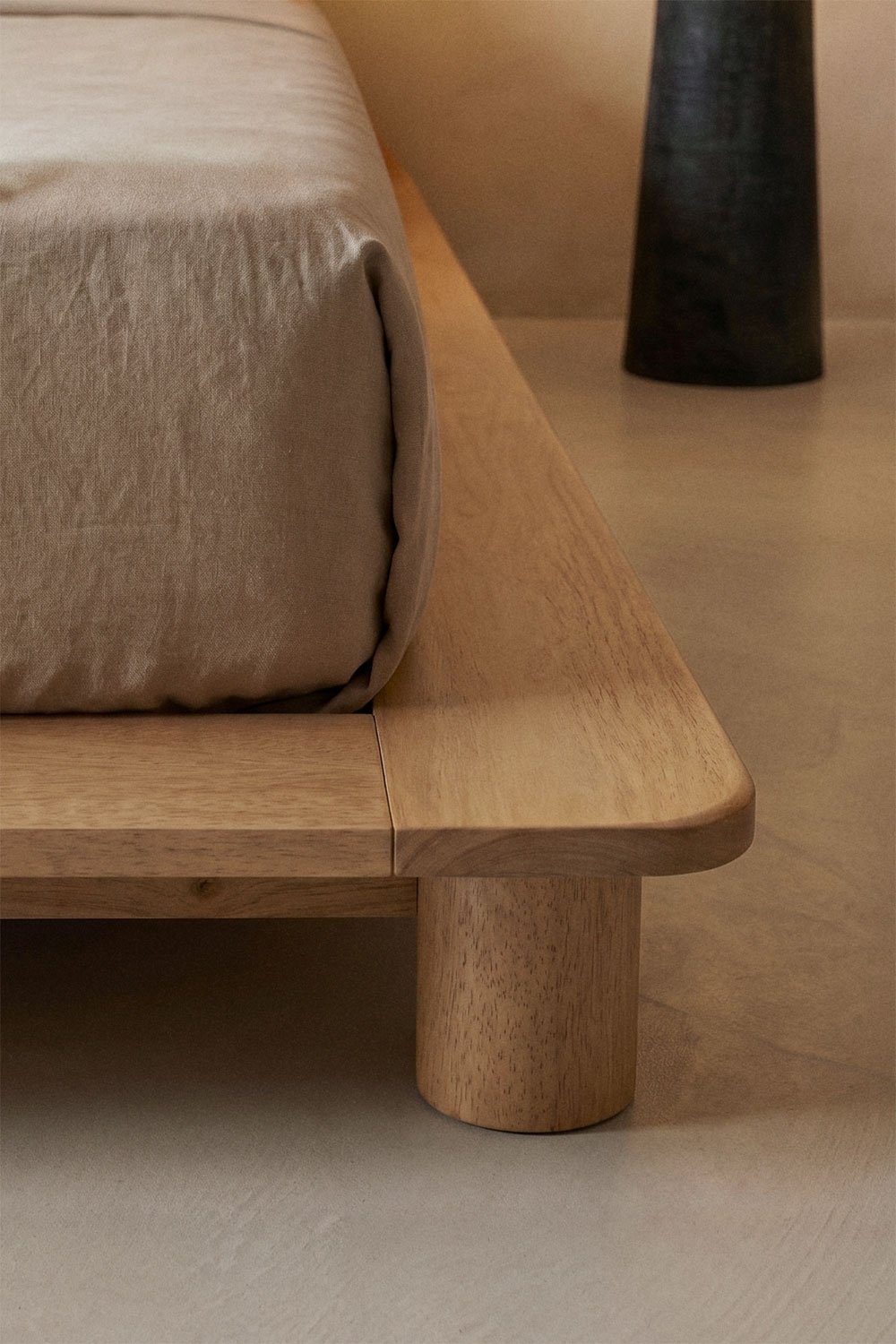 Cama en madera de mango Mariselina, imagen de galer&iacute;a 2