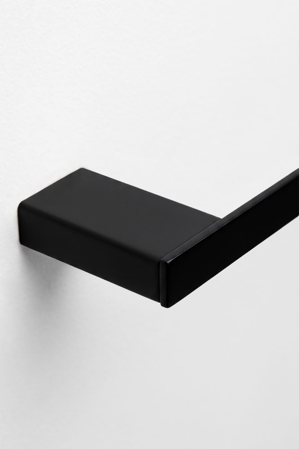 Toallero de pared con barra 30 cm para baño en acero inoxidable negro mate Olvam, imagen de galer&iacute;a 5