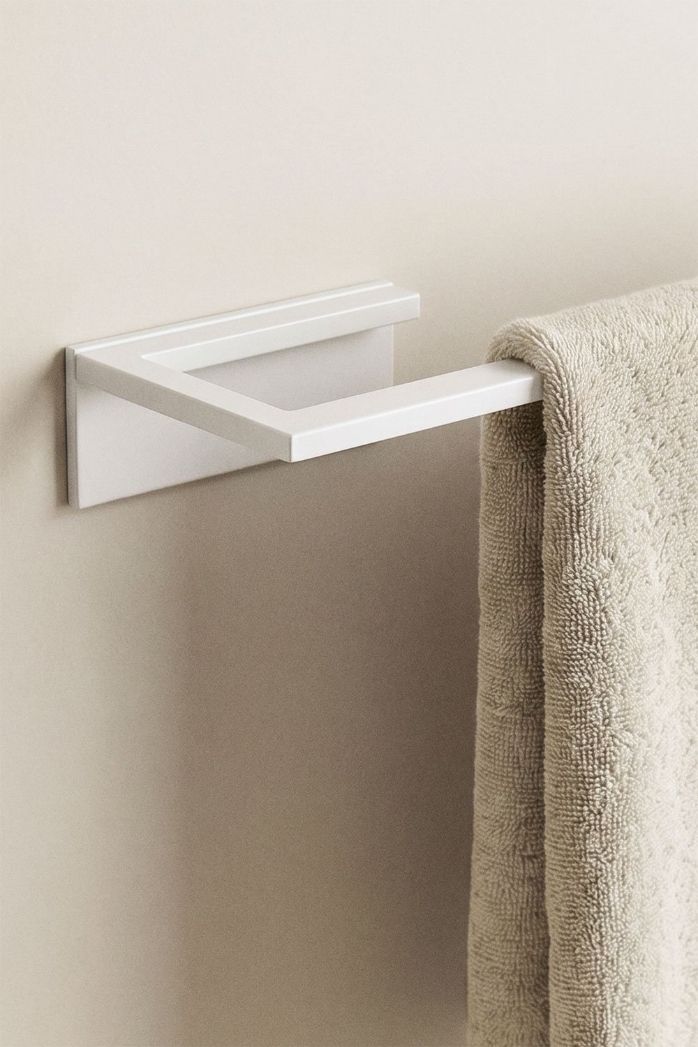 Toallero adhesivo de pared con barra 30 cm para baño en acero inoxidable blanco Jalter, imagen de galer&iacute;a 2