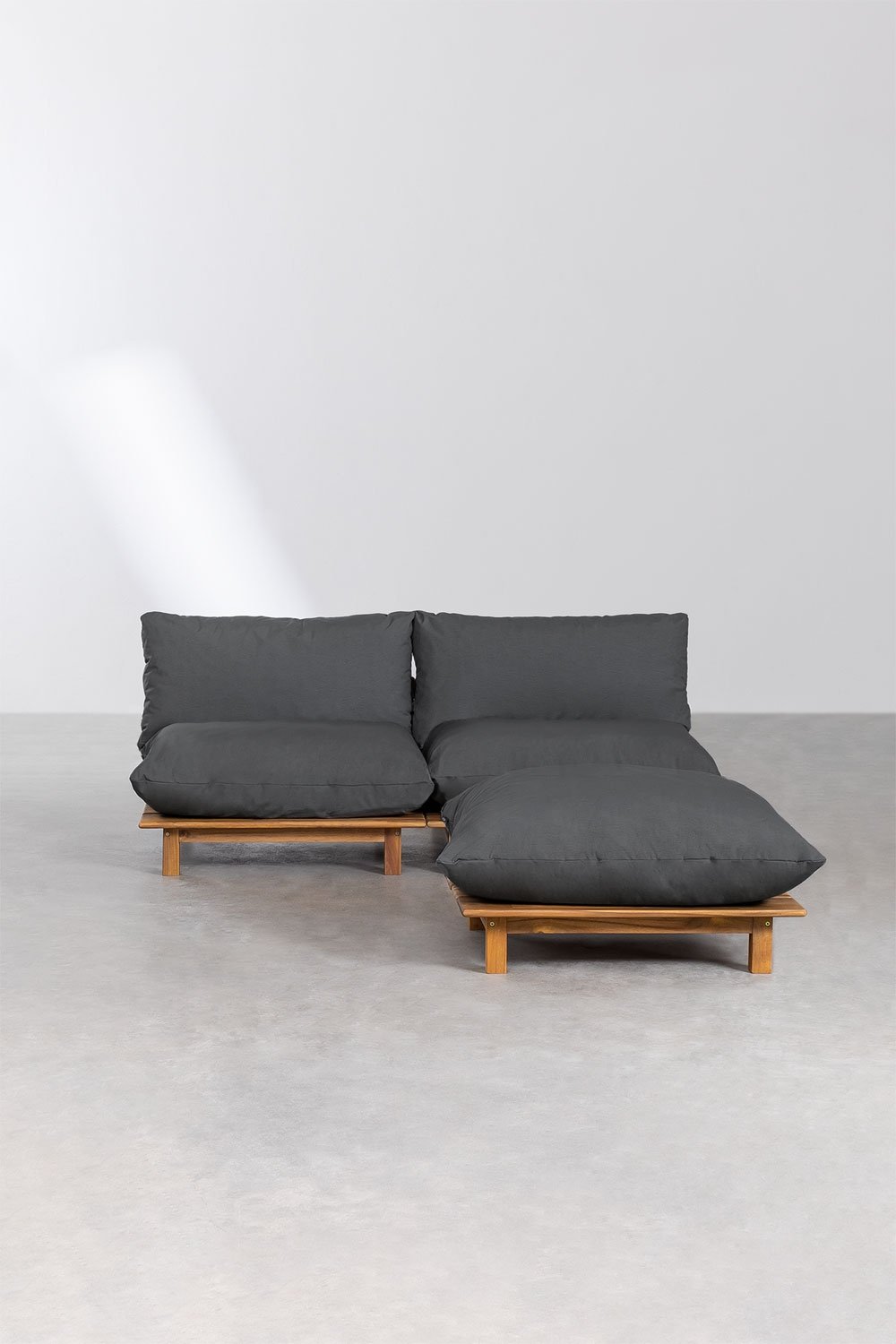 Sofá modular reclinable de 2 piezas con puff en madera de acacia Brina, imagen de galer&iacute;a 3