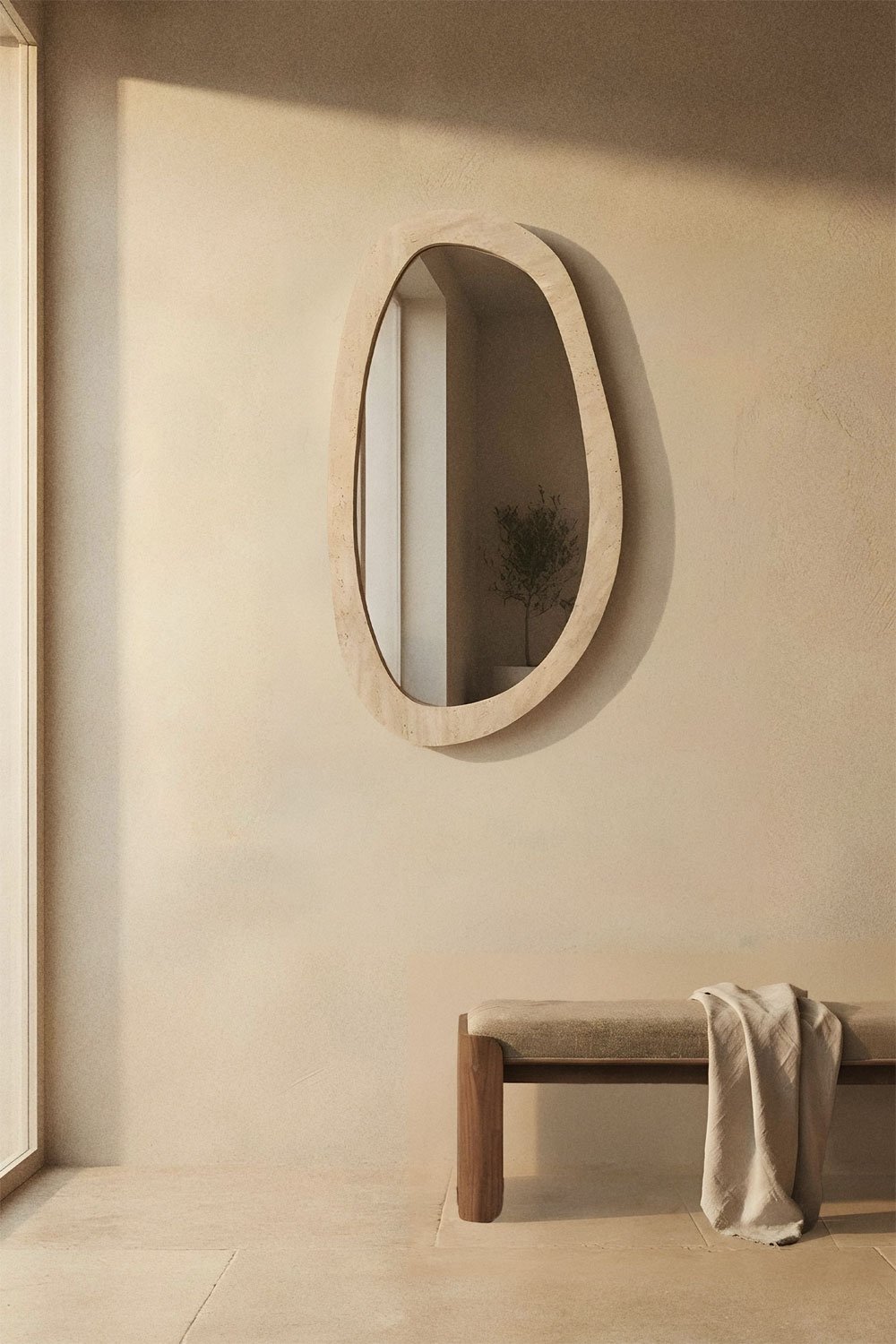 Espejo de pared irregular en piedra natural Urkiz , imagen de galer&iacute;a 1