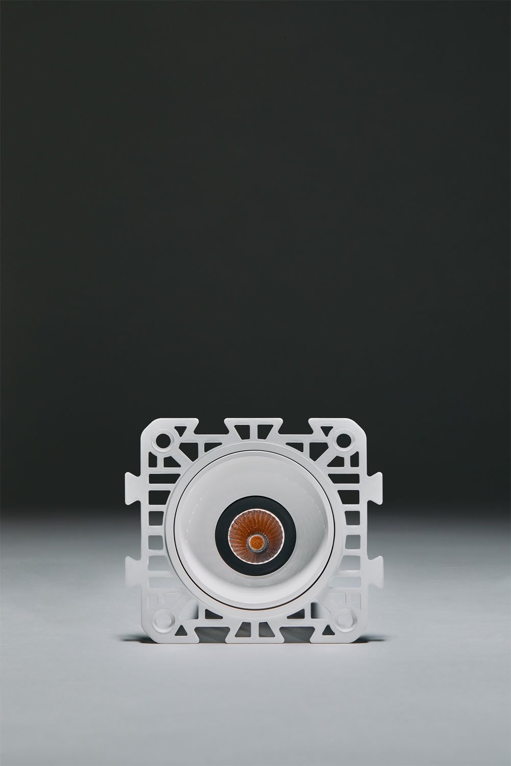 Pack de 2 downlights LED empotrables sin marcos trimless redondos Ø5,3 cm para exterior en aluminio Orelva, imagen de galeria 6