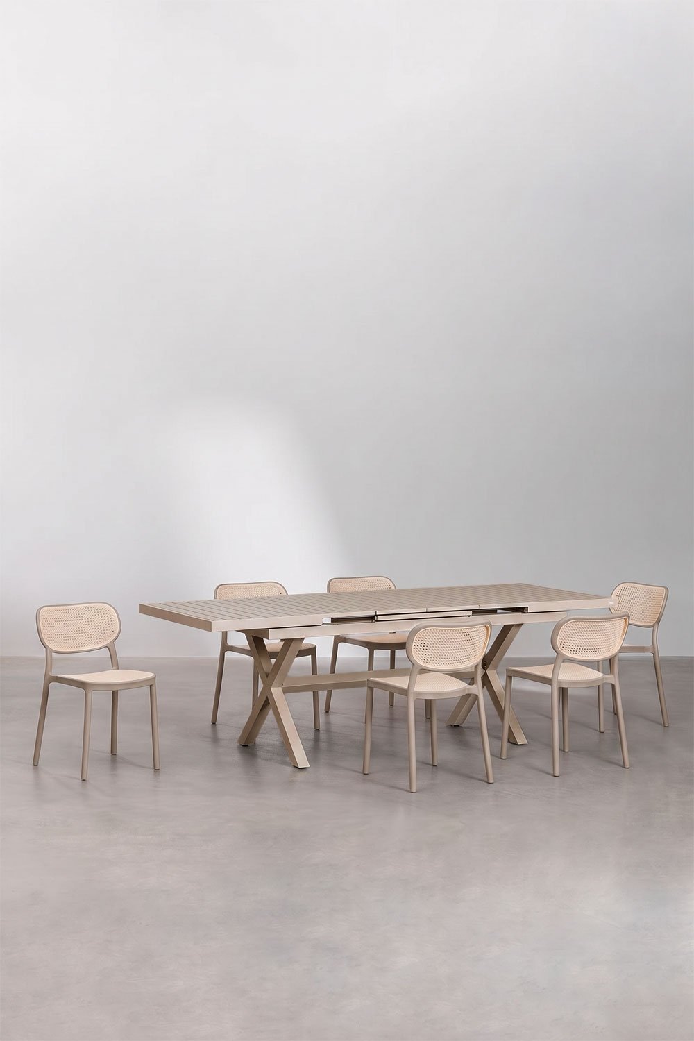 Set de mesa rectangular 180-240x90 cm extensible en aluminio Karena y 6 sillas de comedor apilables en polipropileno Omara, imagen de galer&iacute;a 1