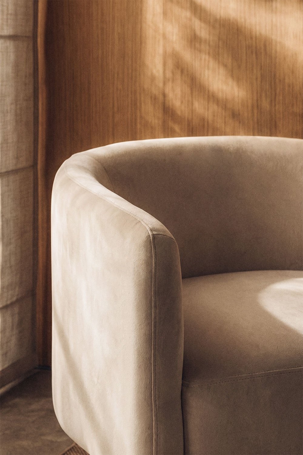 Sillón tapizado Xastru, imagen de galer&iacute;a 2
