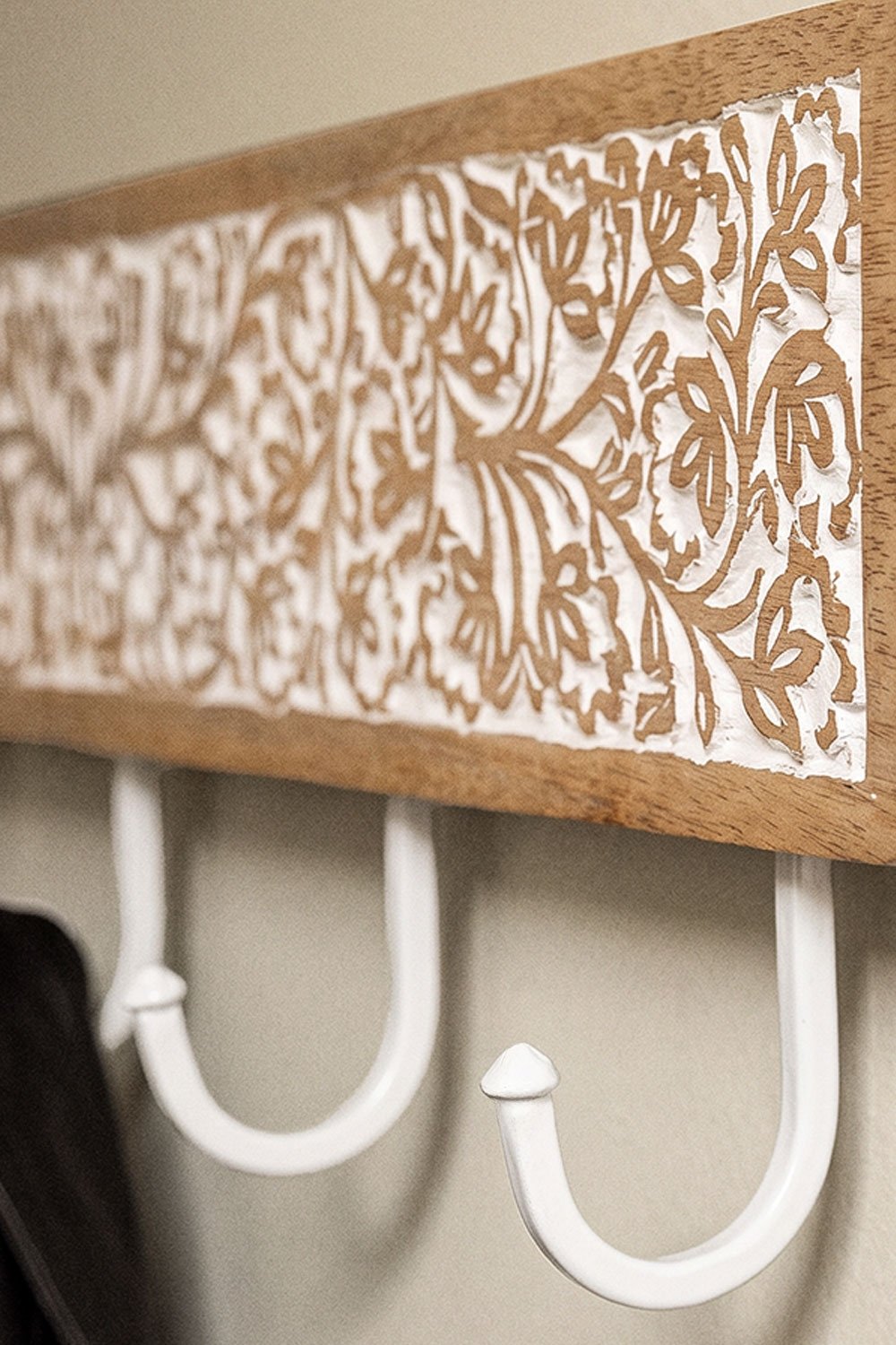 Perchero de pared en madera de mango Bouran        , imagen de galer&iacute;a 2