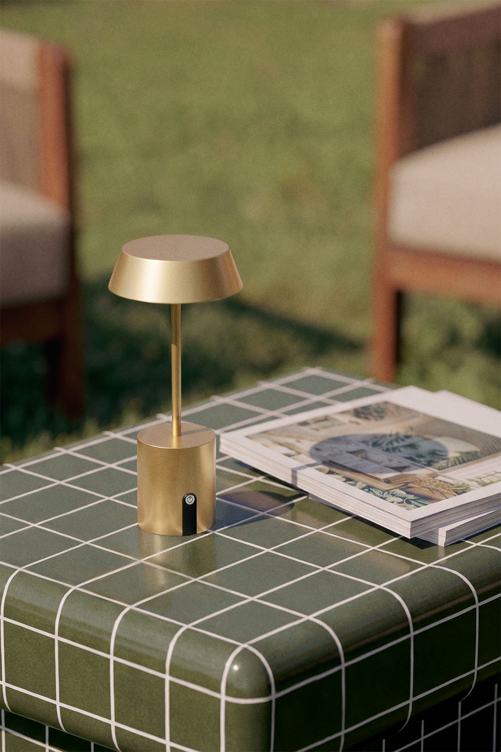 Lámpara de mesa LED inalámbrica para exterior Uliana, imagen de galer&iacute;a 1