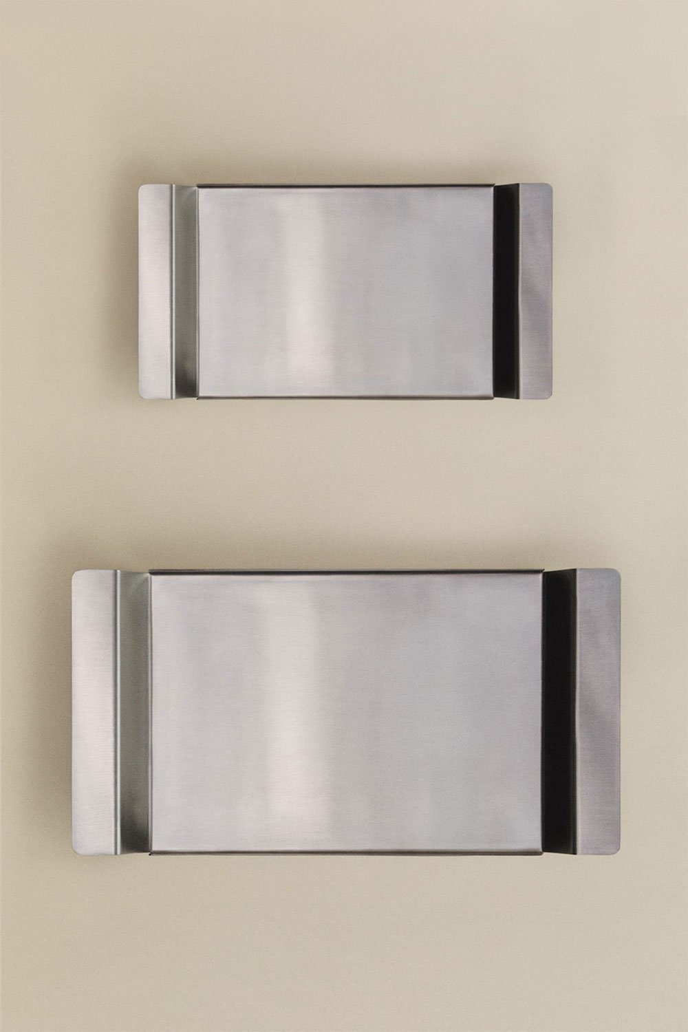 Set de 2 bandejas decorativas en acero inoxidable Pigel , imagen de galer&iacute;a 3