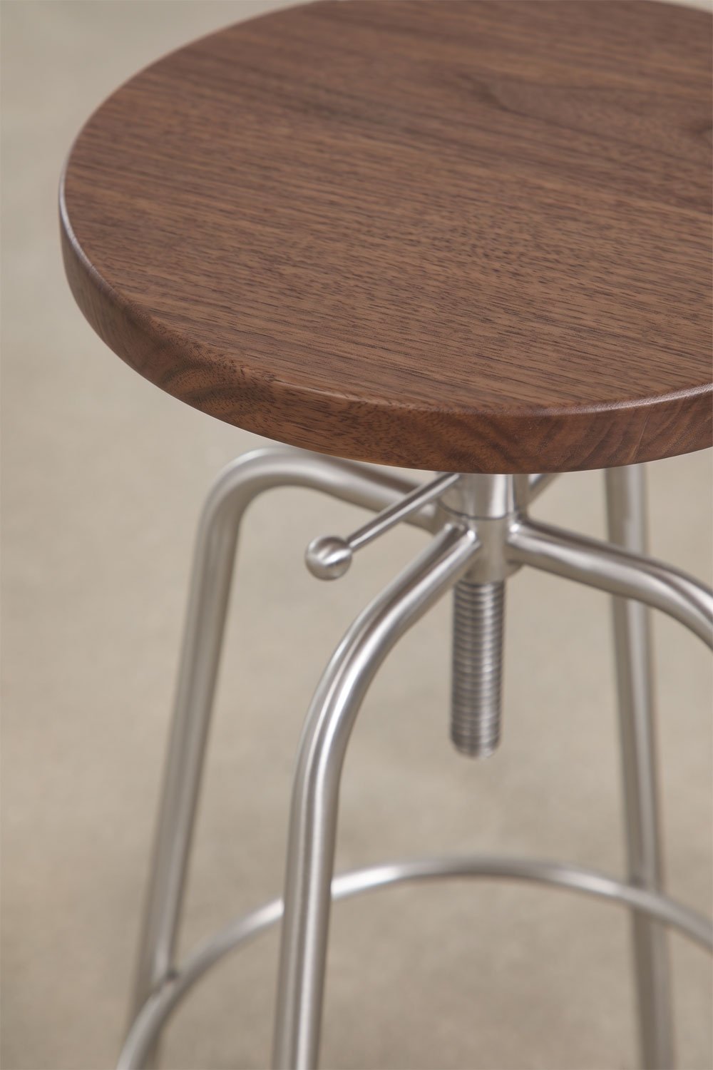 Taburete alto regulable en acero inoxidable y madera Bangalore, imagen de galer&iacute;a 6