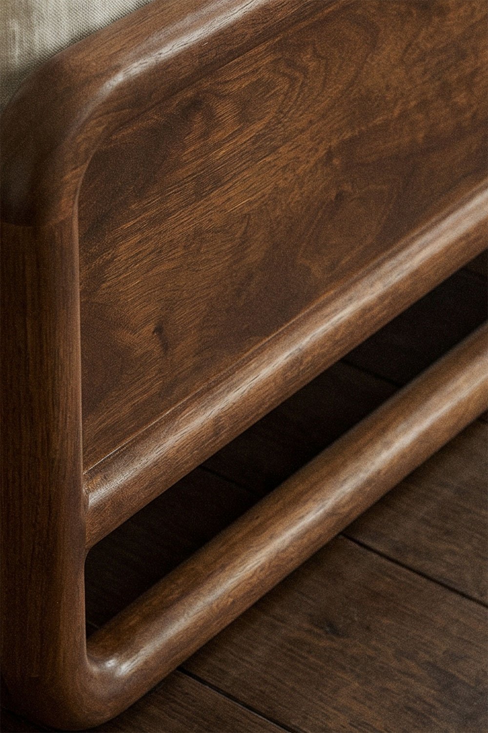 Cama en madera de mango Maupaul, imagen de galer&iacute;a 2