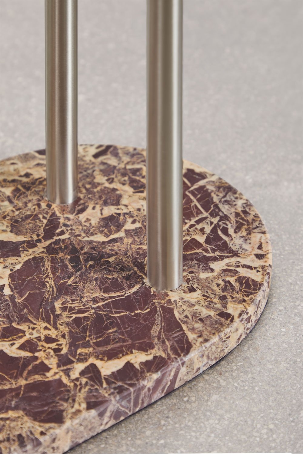 Toallero de pie en piedra natural y acero inoxidable Eravni, imagen de galer&iacute;a 5