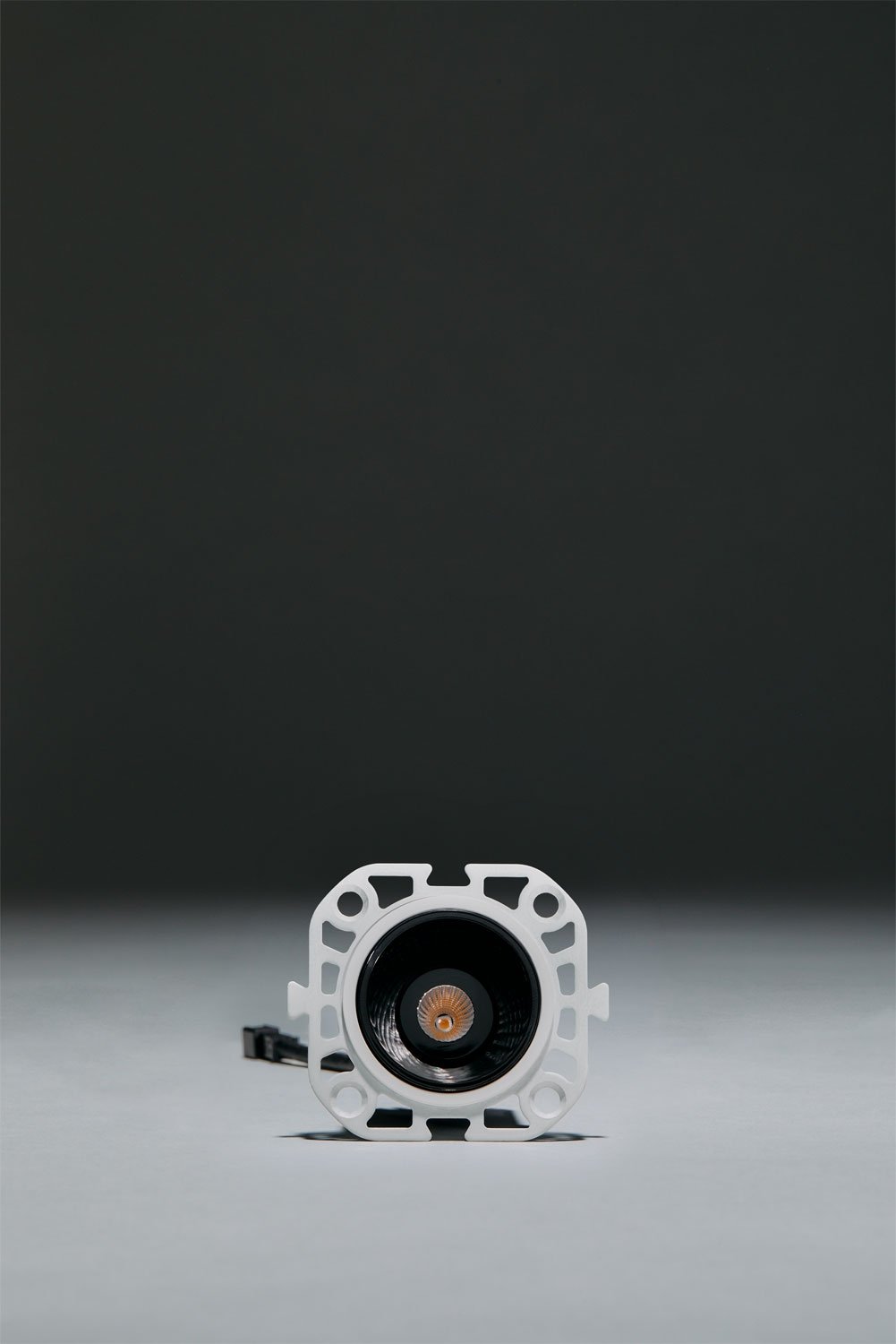 Downlight LED trimless Ø2,6 cm en aluminio con encendido y apagado progresivo Luisiana, imagen de galeria 8