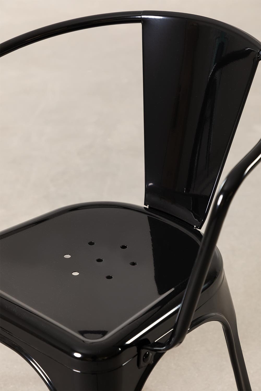 Silla con Brazos Apilable LIX SKLUM