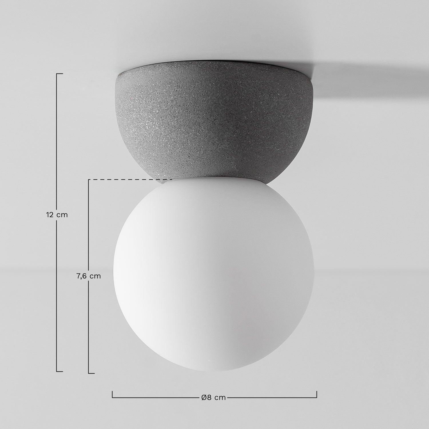 Plafonnier en ciment avec boule en verre Bublik     , mesures