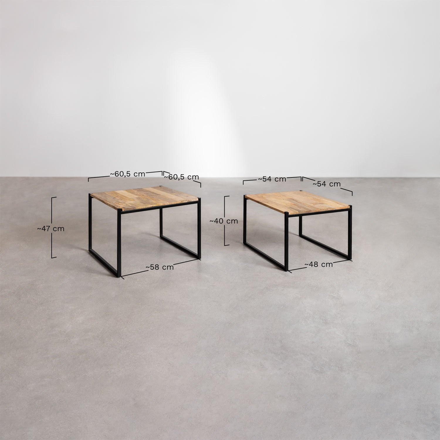 Tables gigognes carrées en manguier Emet   , mesures