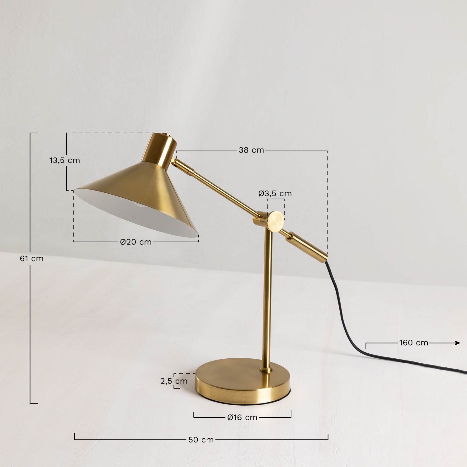 Lampe de table orientable et métallisée en fer Clayt, mesures