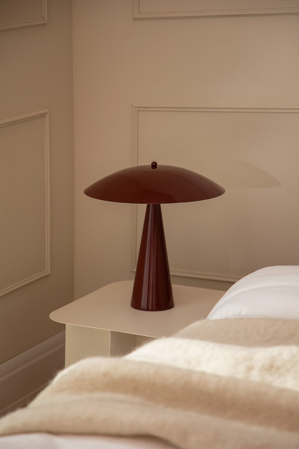 Lampe de table en métal Irune