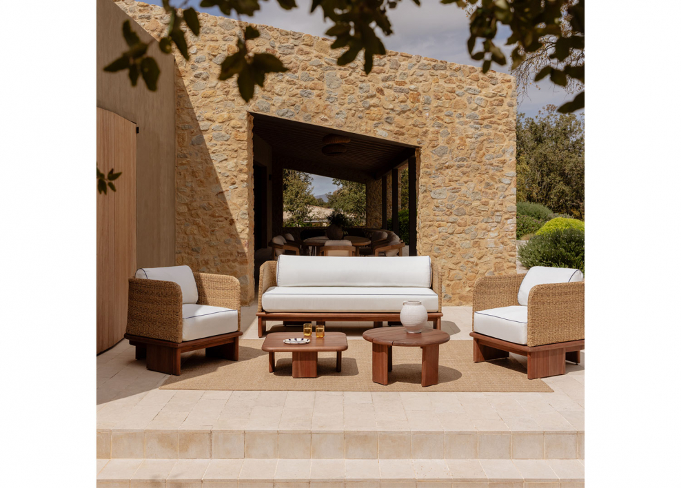Ensemble de jardin avec canapé 3 places, 2 fauteuils et 2 tables basses en rotin et bois d'acacia Famara - Brun Acacia foncé